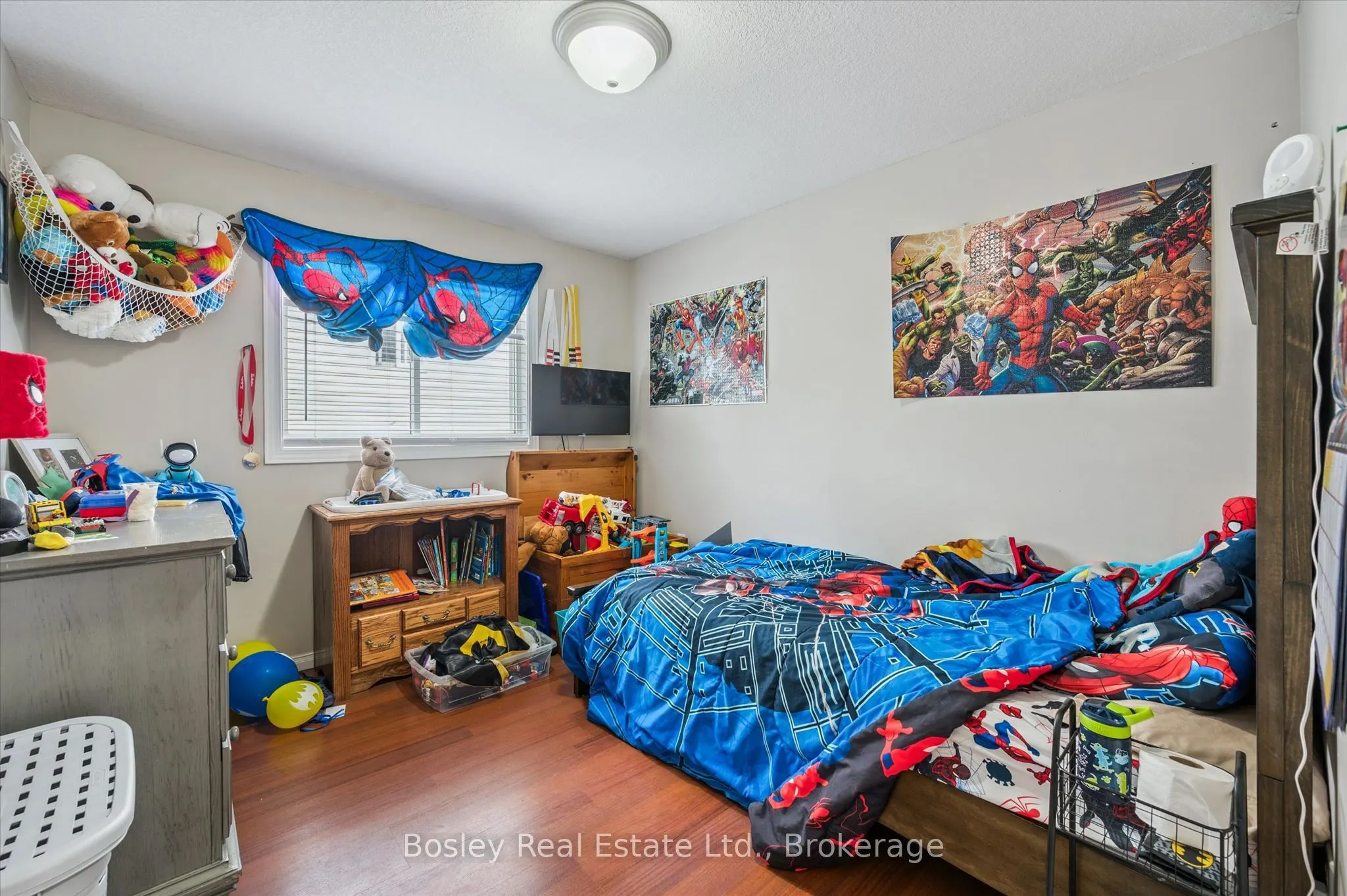 4 Hayward Crescent
