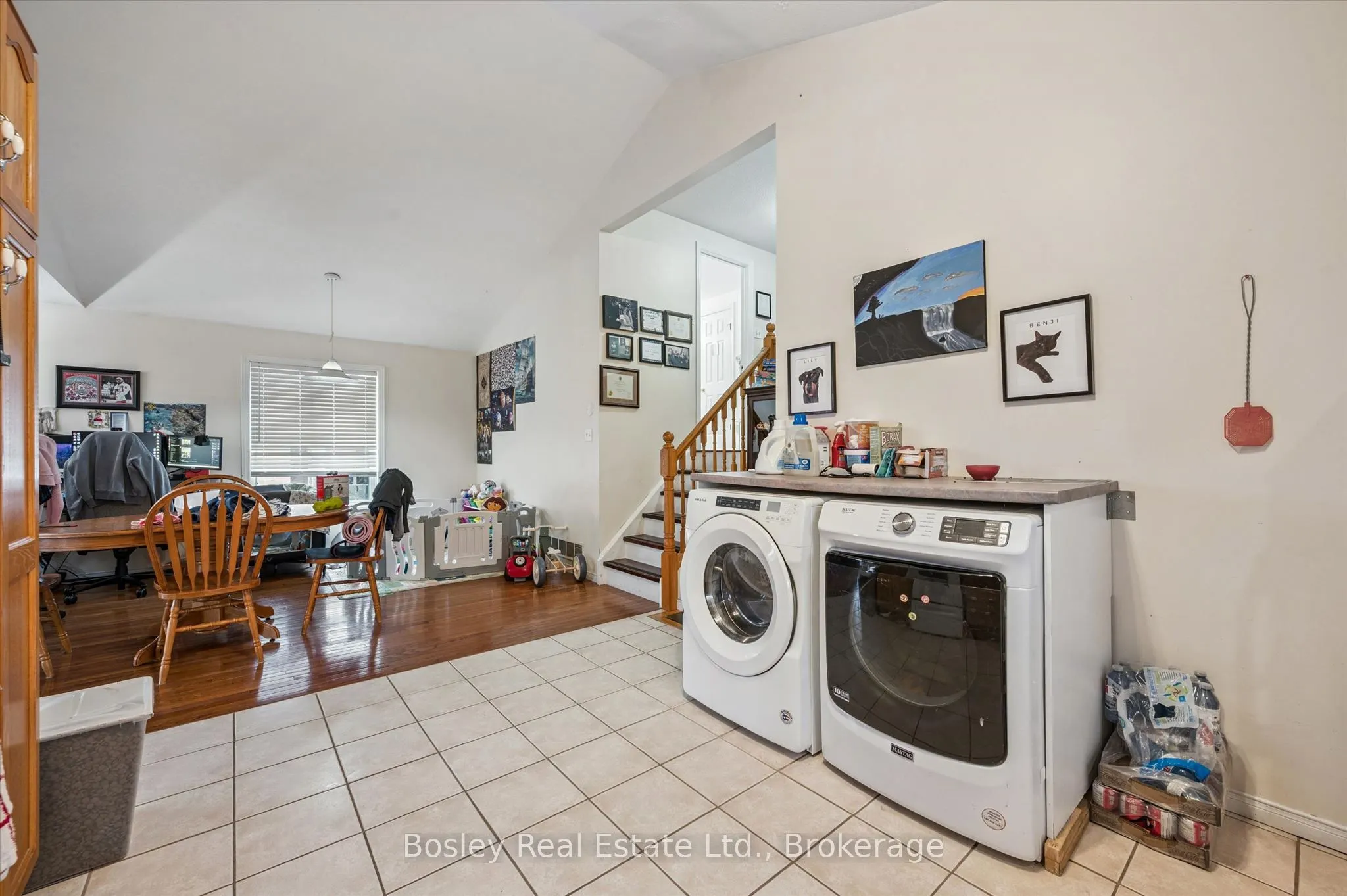 4 Hayward Crescent