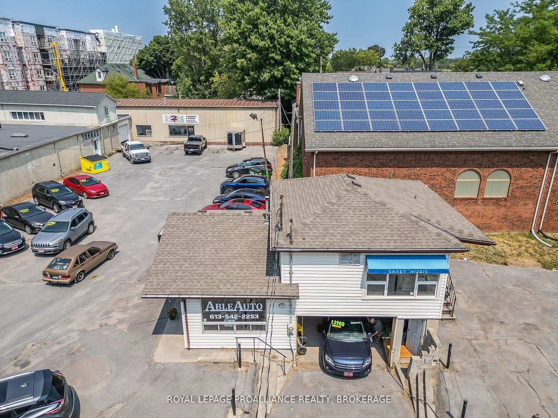 647 Princess Street
