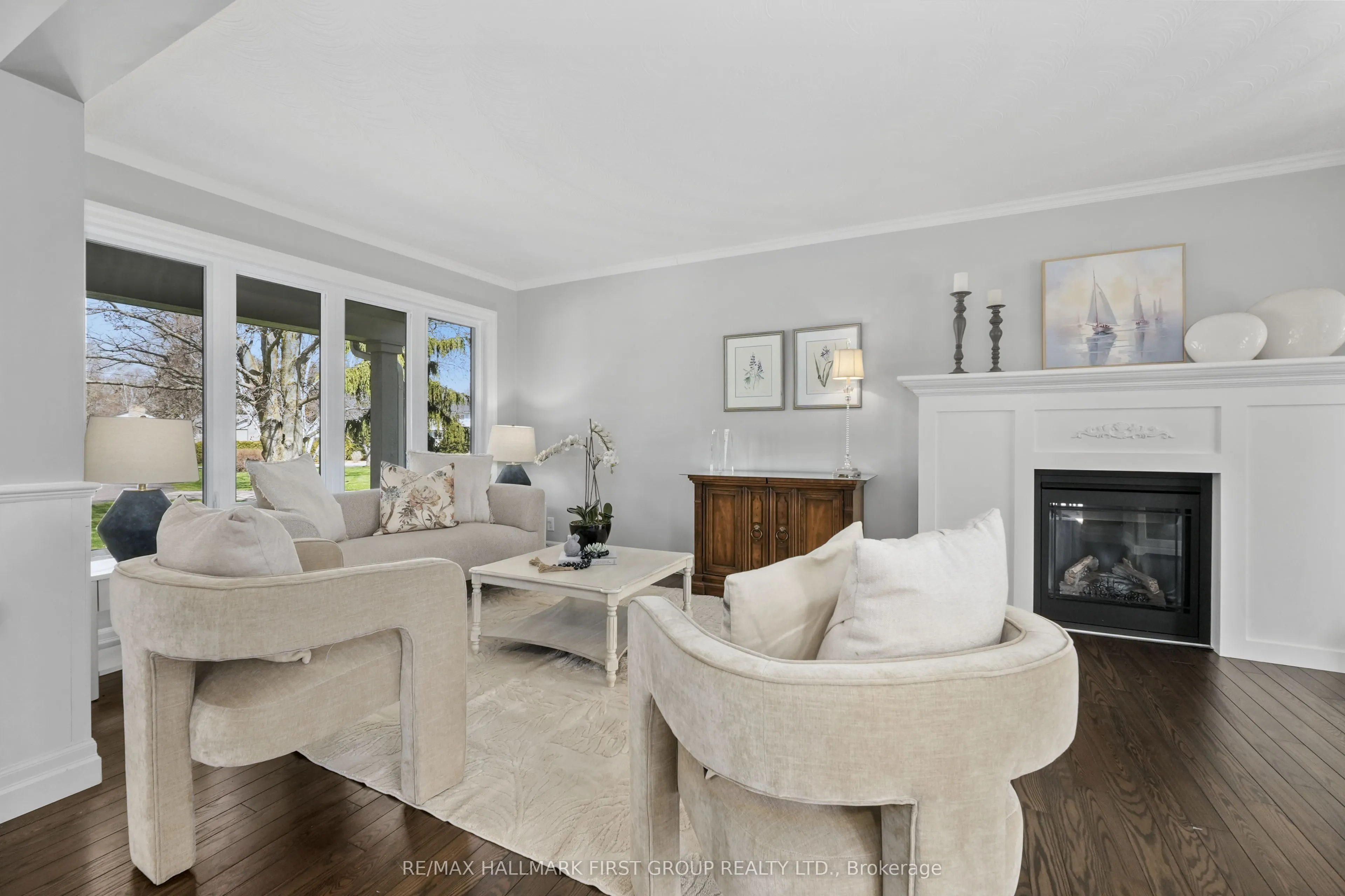 3 Hamilton Court