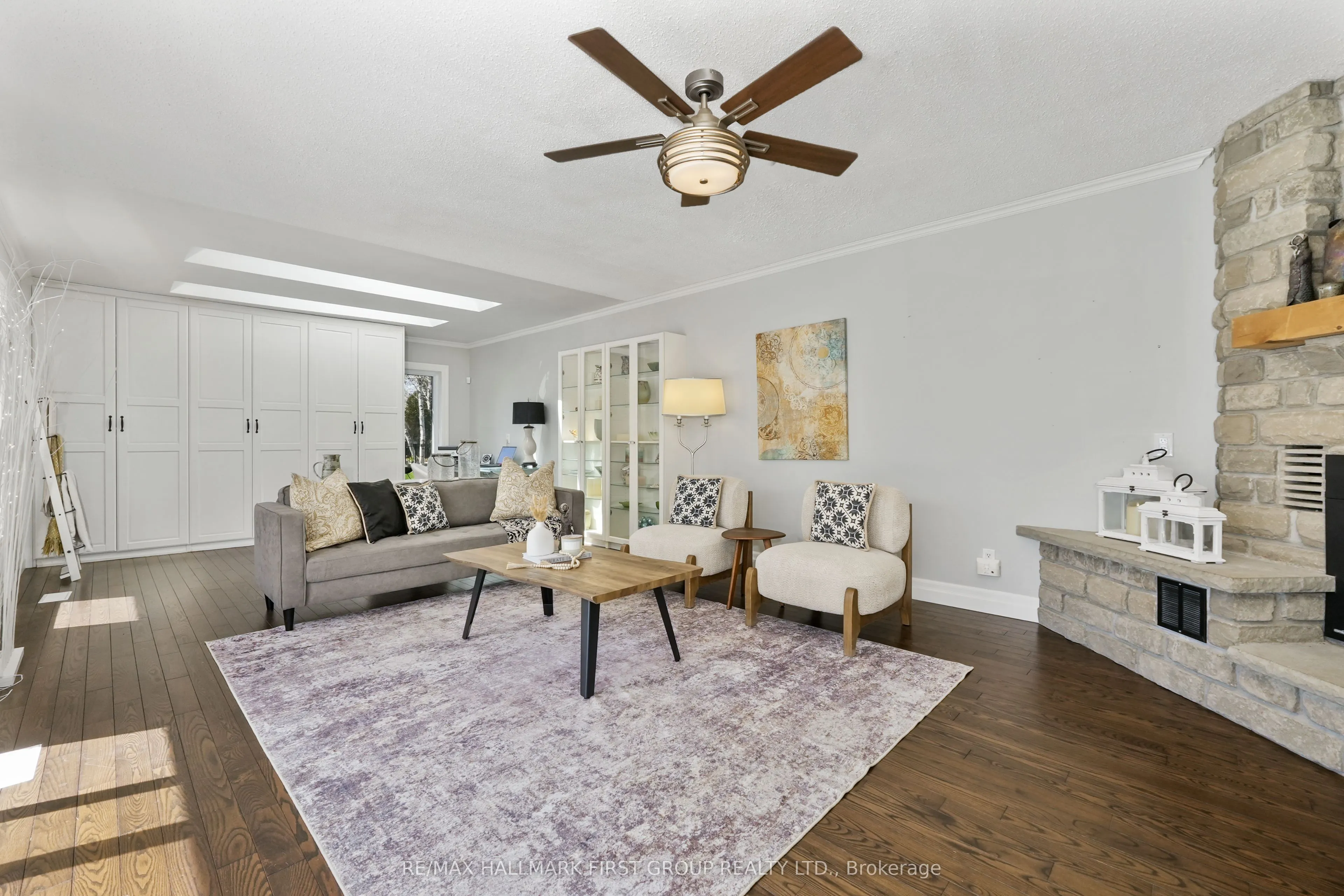 3 Hamilton Court