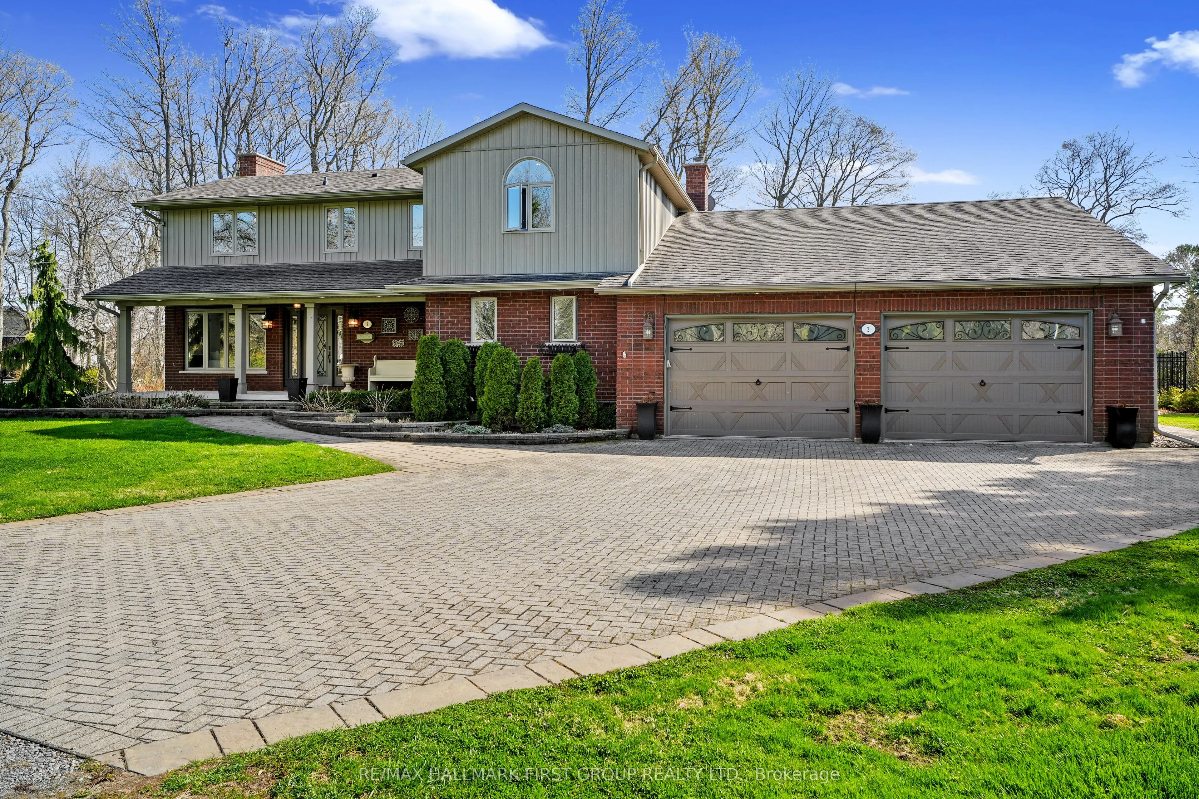 3 Hamilton Court