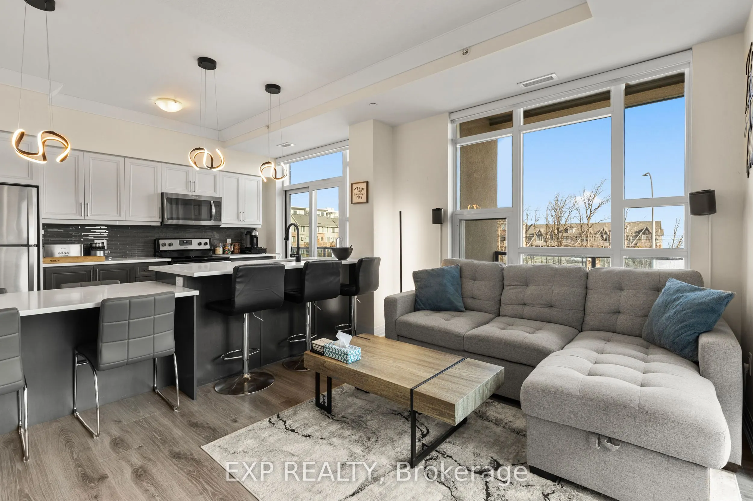 10 Concord Place #209