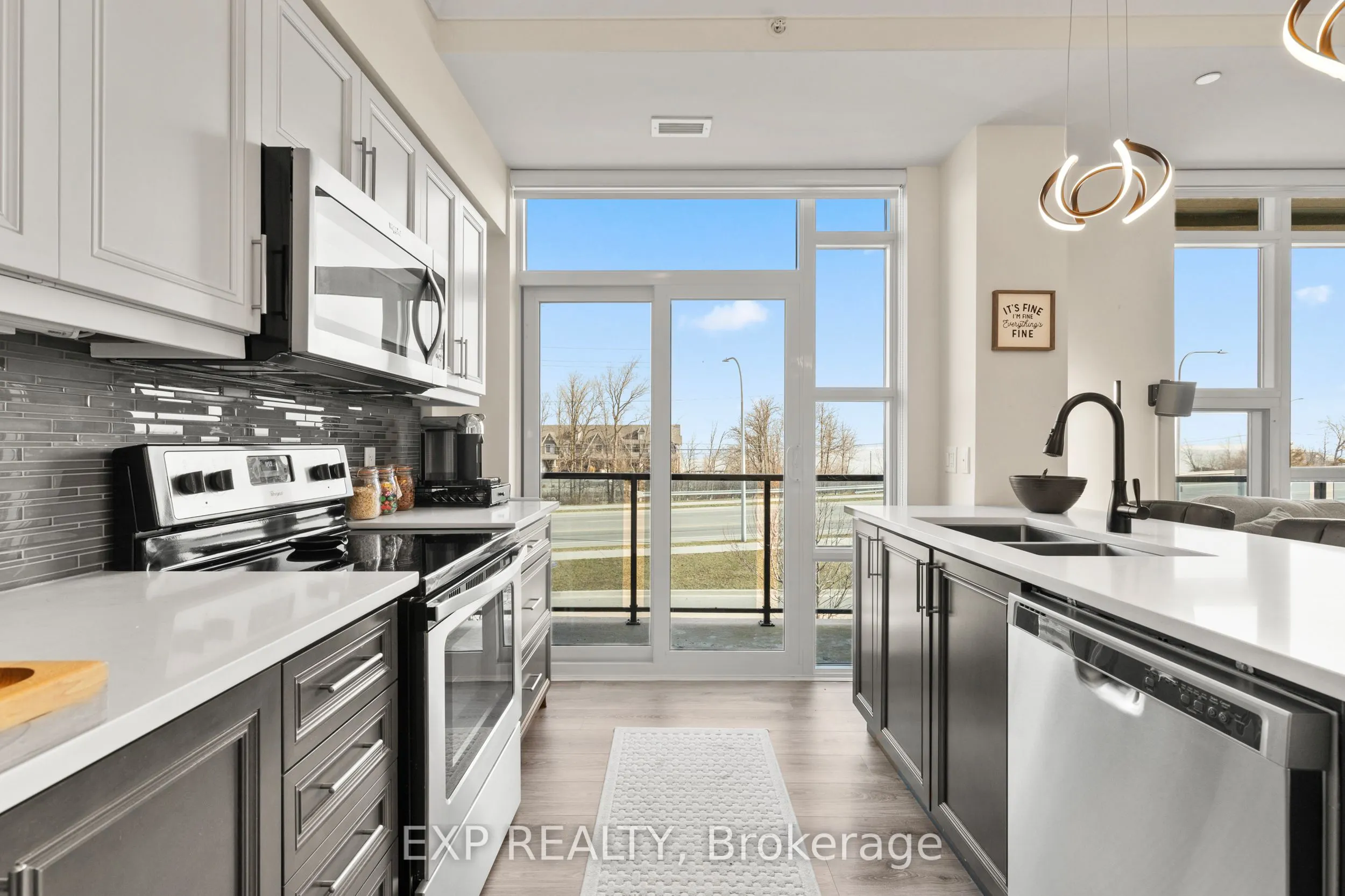 10 Concord Place #209