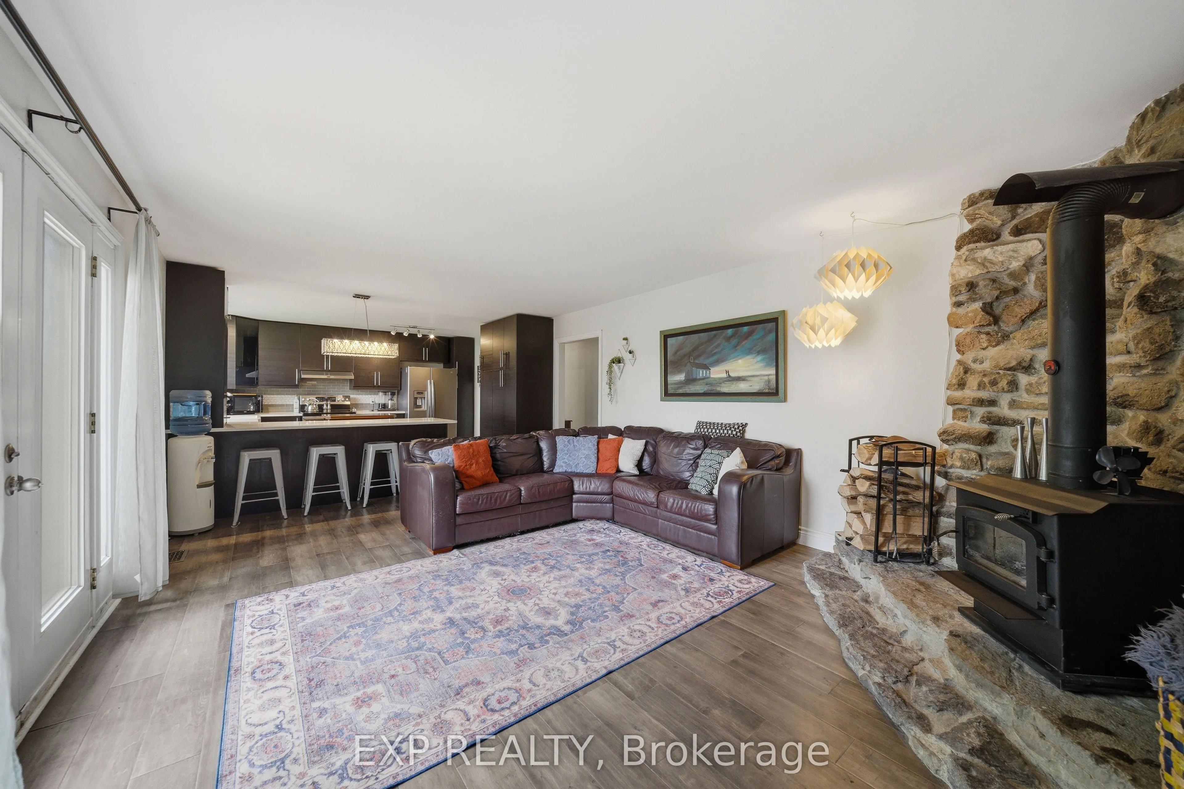 6892 Boundary Road