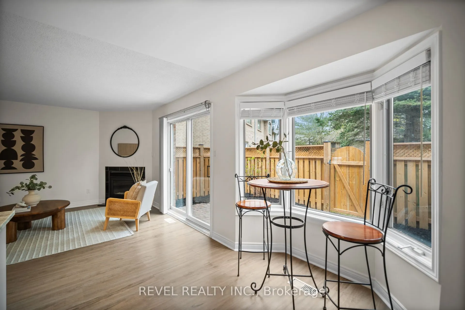 320 Hamilton Drive #10
