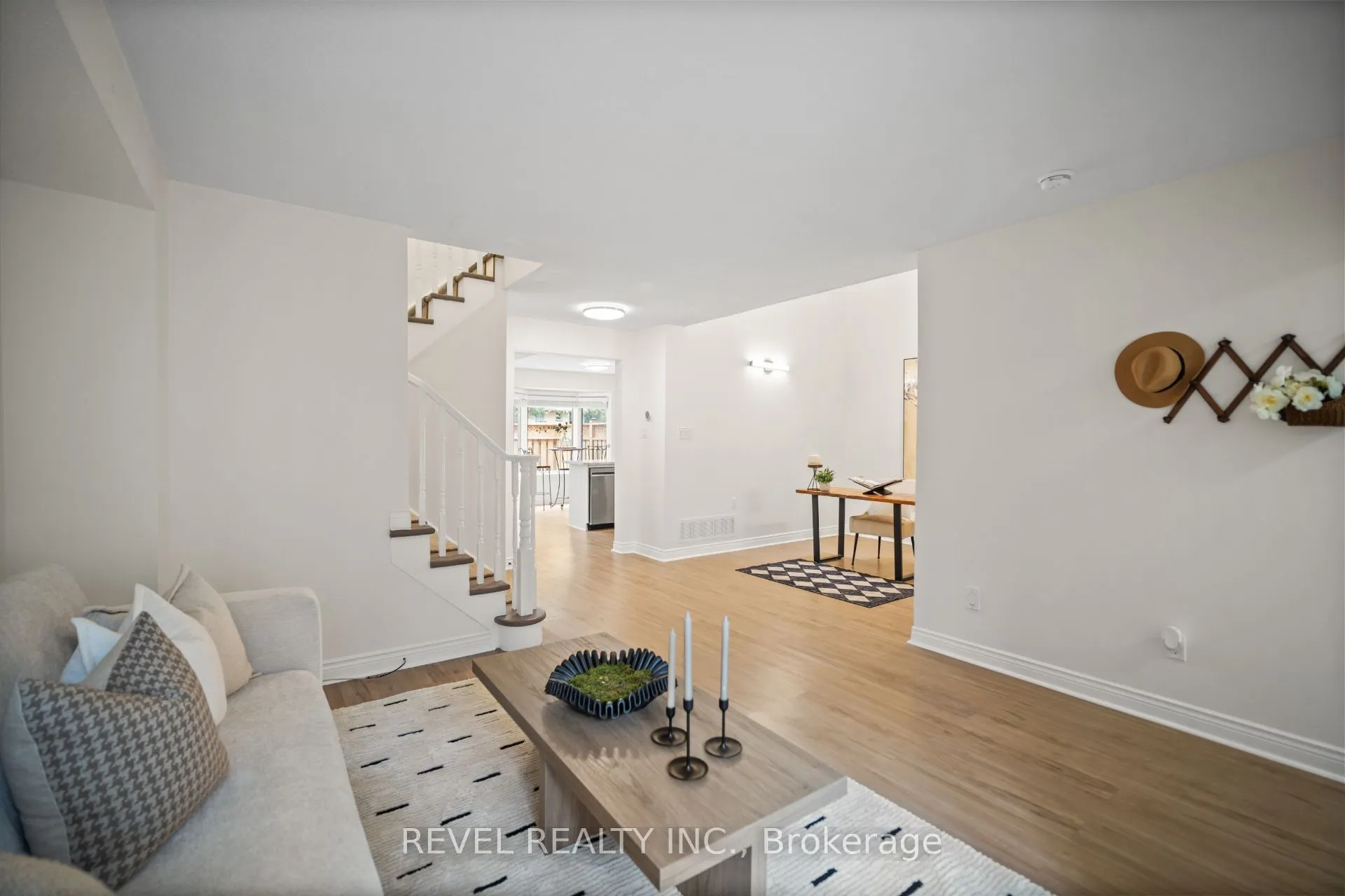 320 Hamilton Drive #10