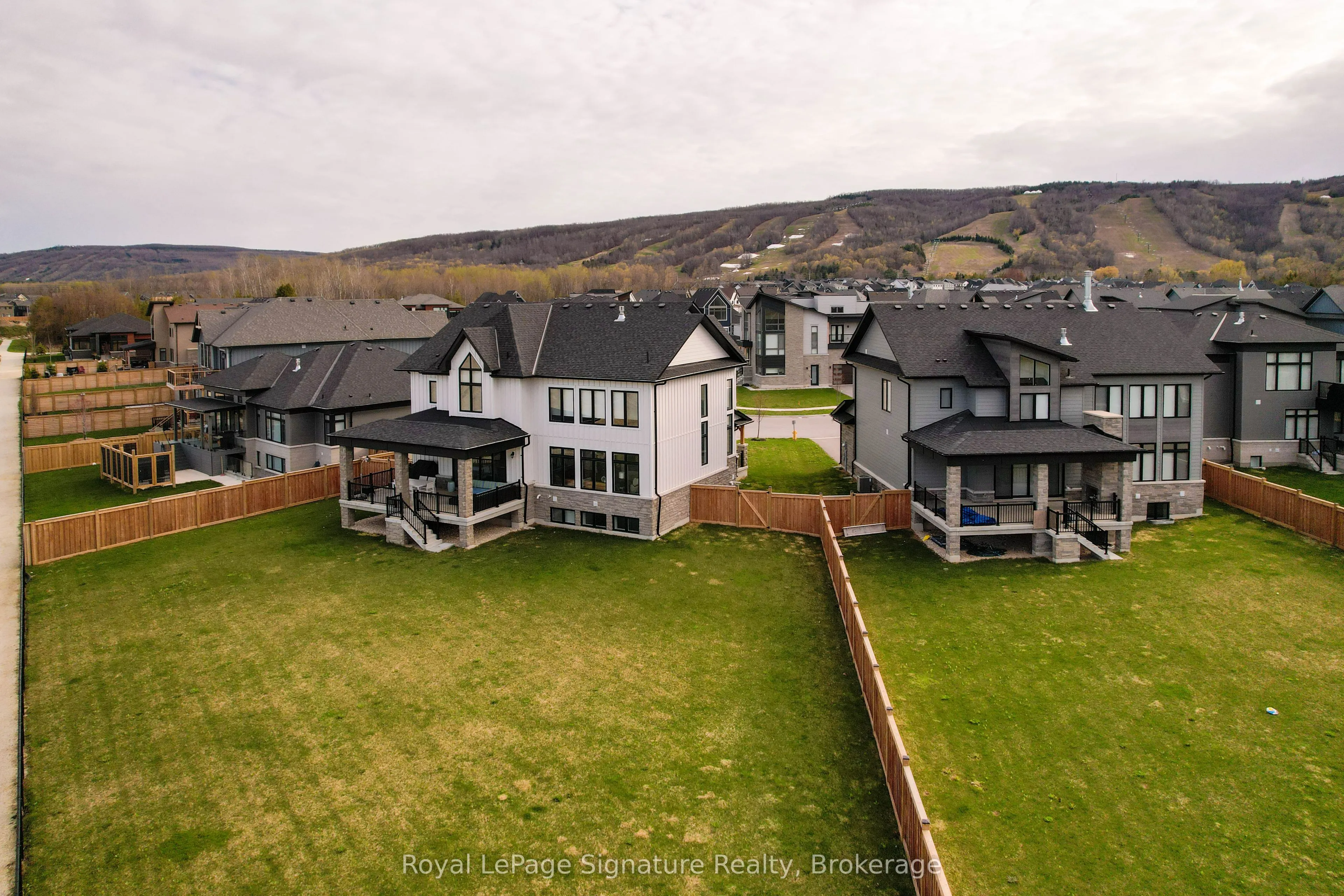 110 Cattail Crescent