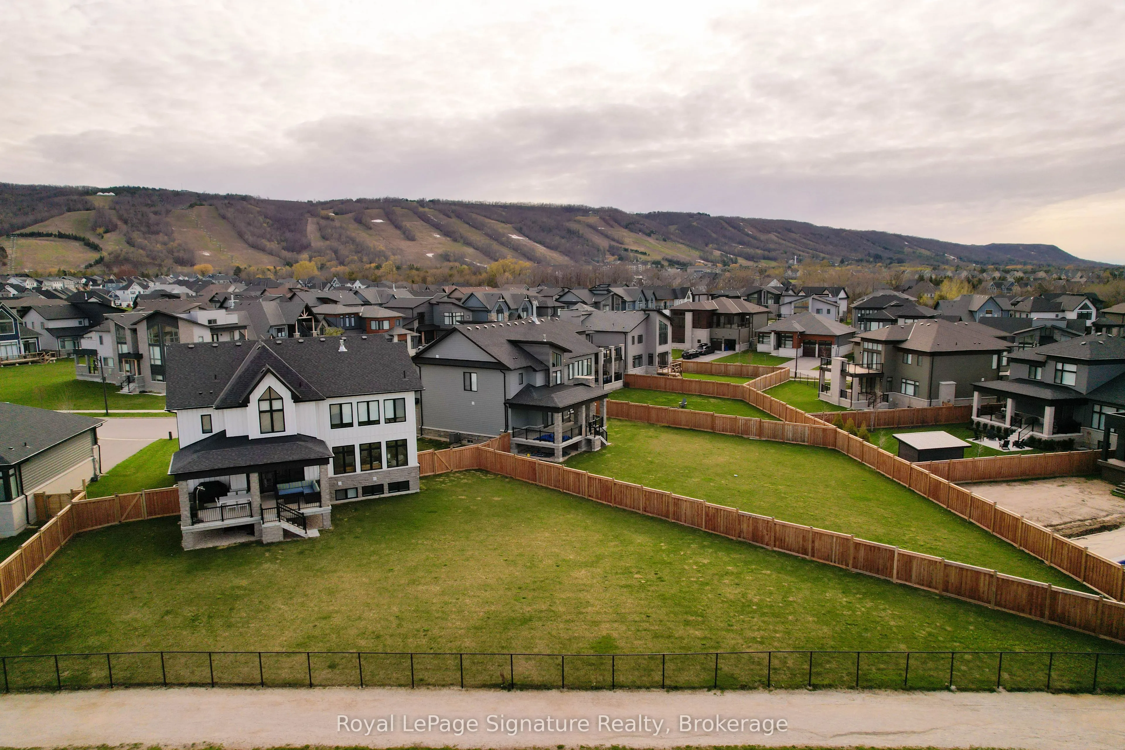 110 Cattail Crescent