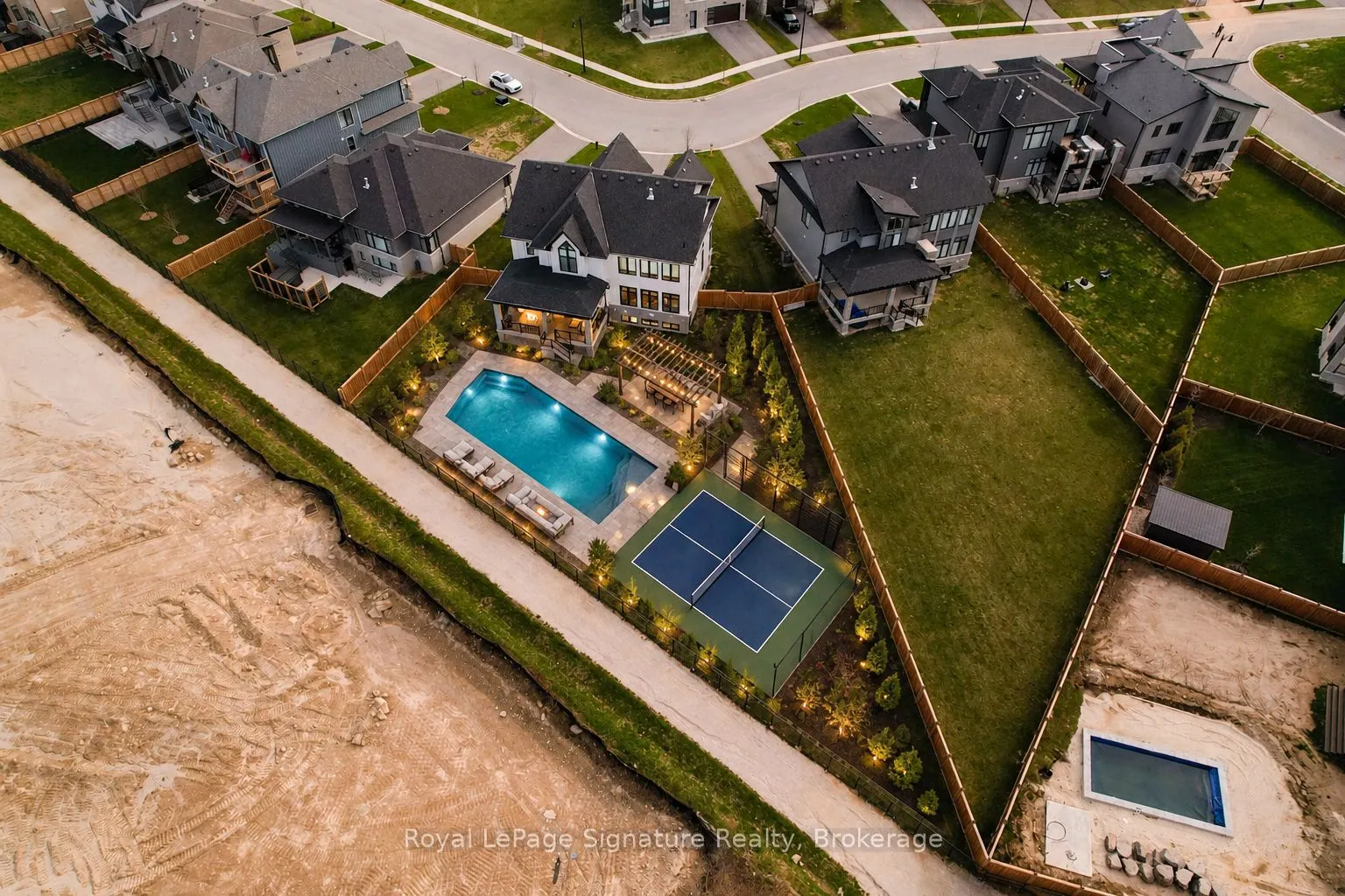 110 Cattail Crescent