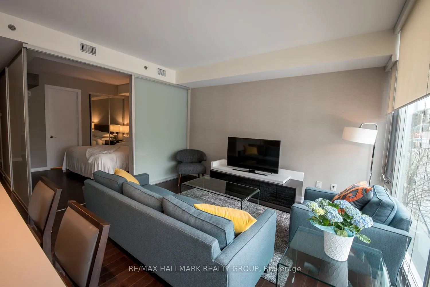300 Lisgar Street #201