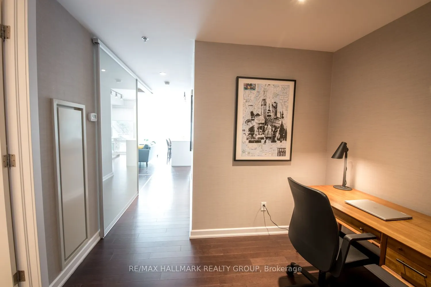 300 Lisgar Street #201