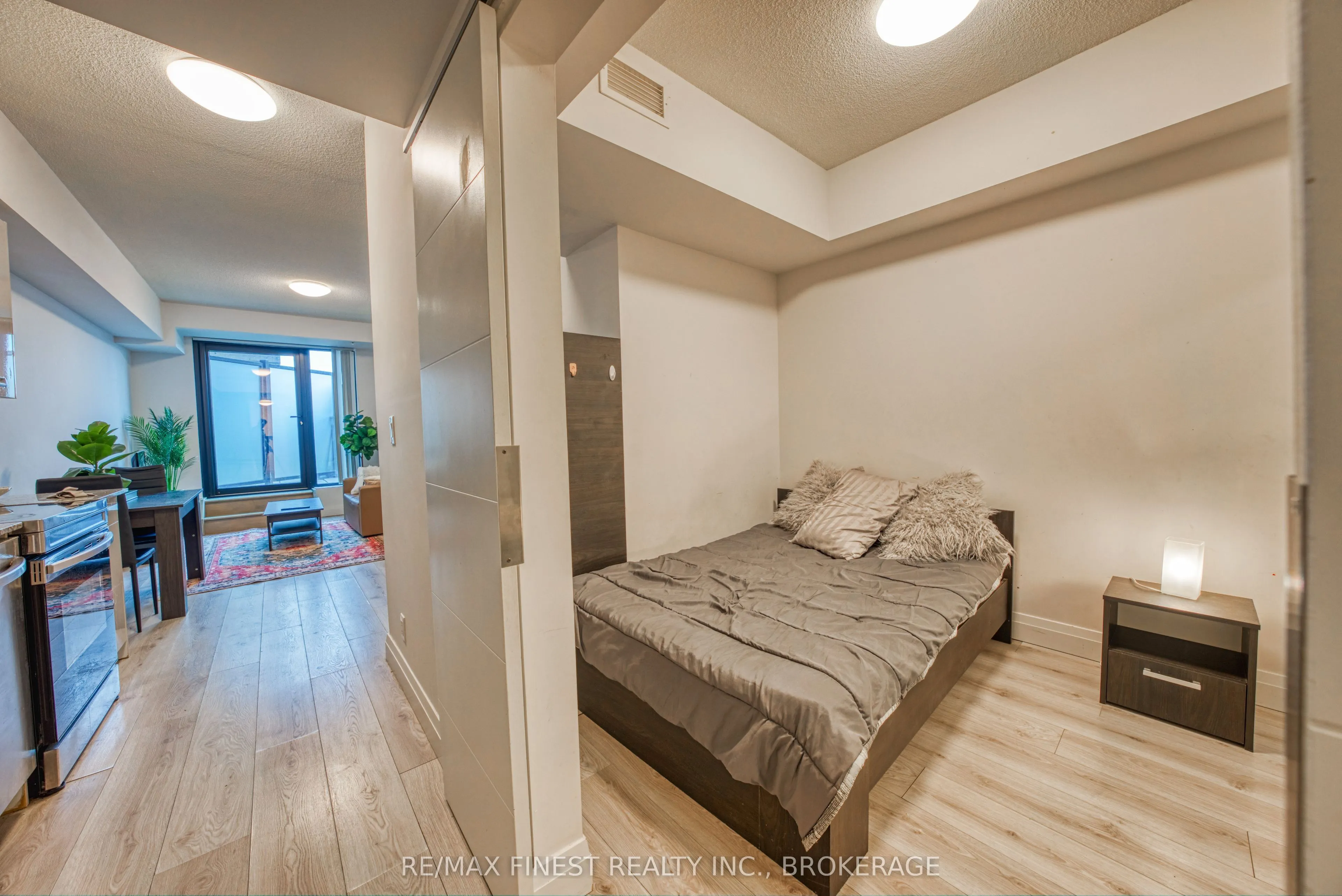 652 Princess Street #522