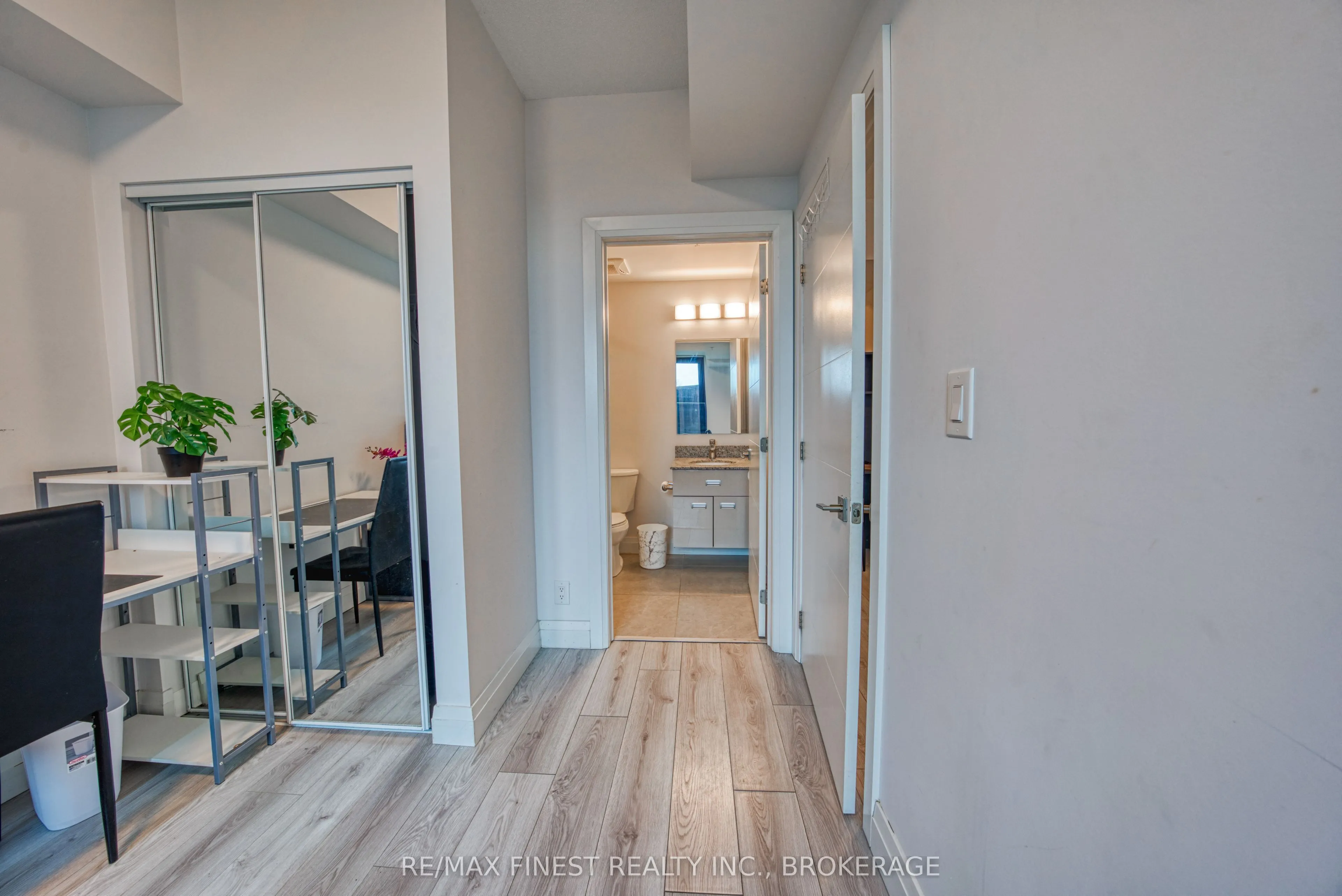 652 Princess Street #522