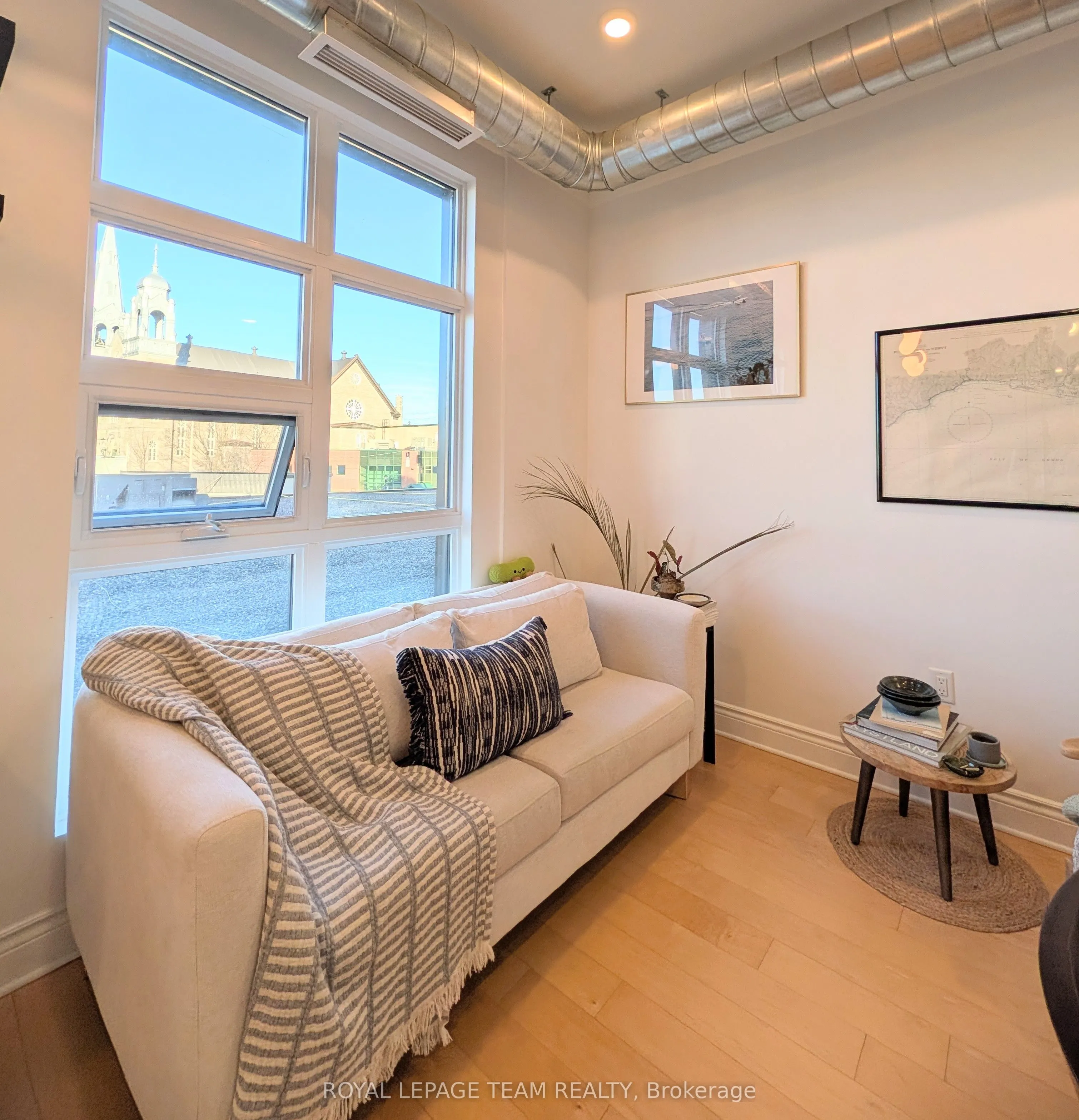 101 Pinhey Street #304
