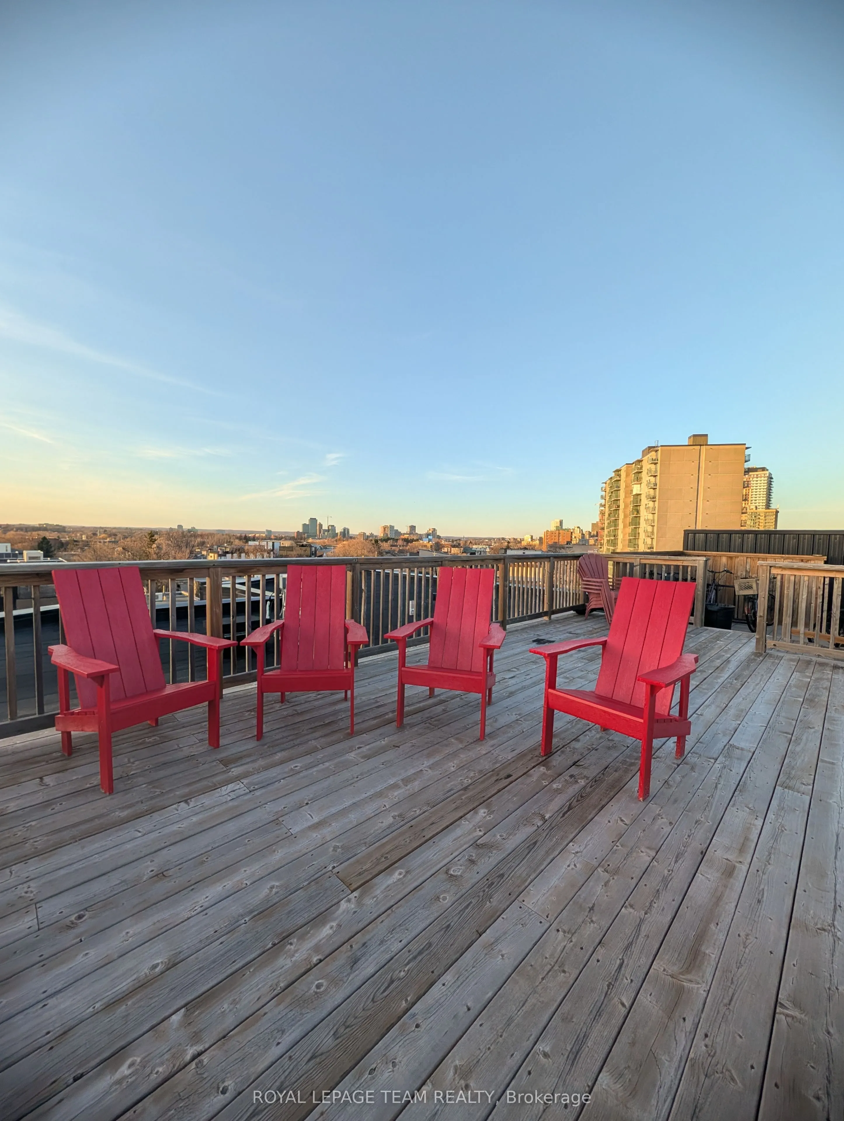101 Pinhey Street #304