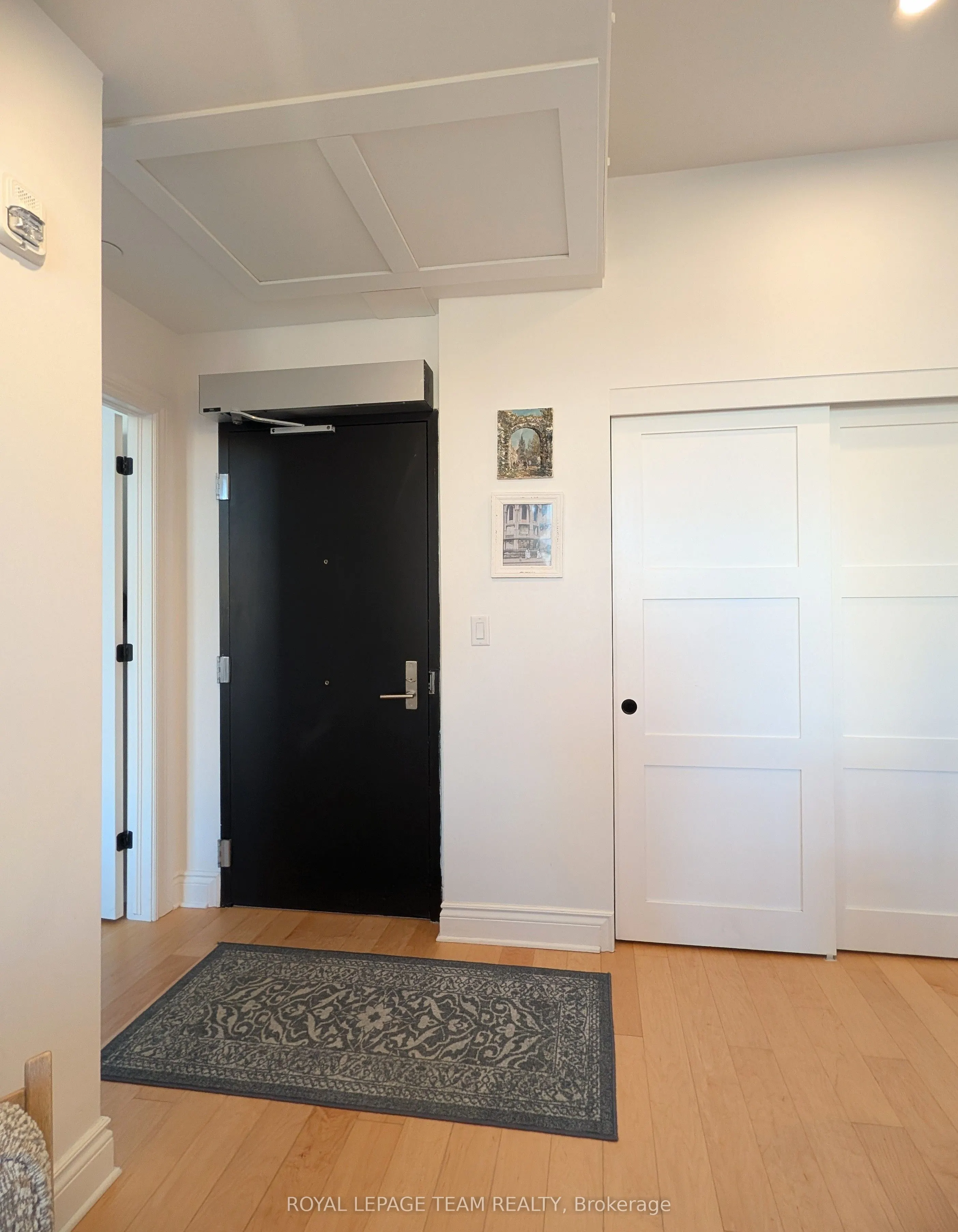 101 Pinhey Street #304