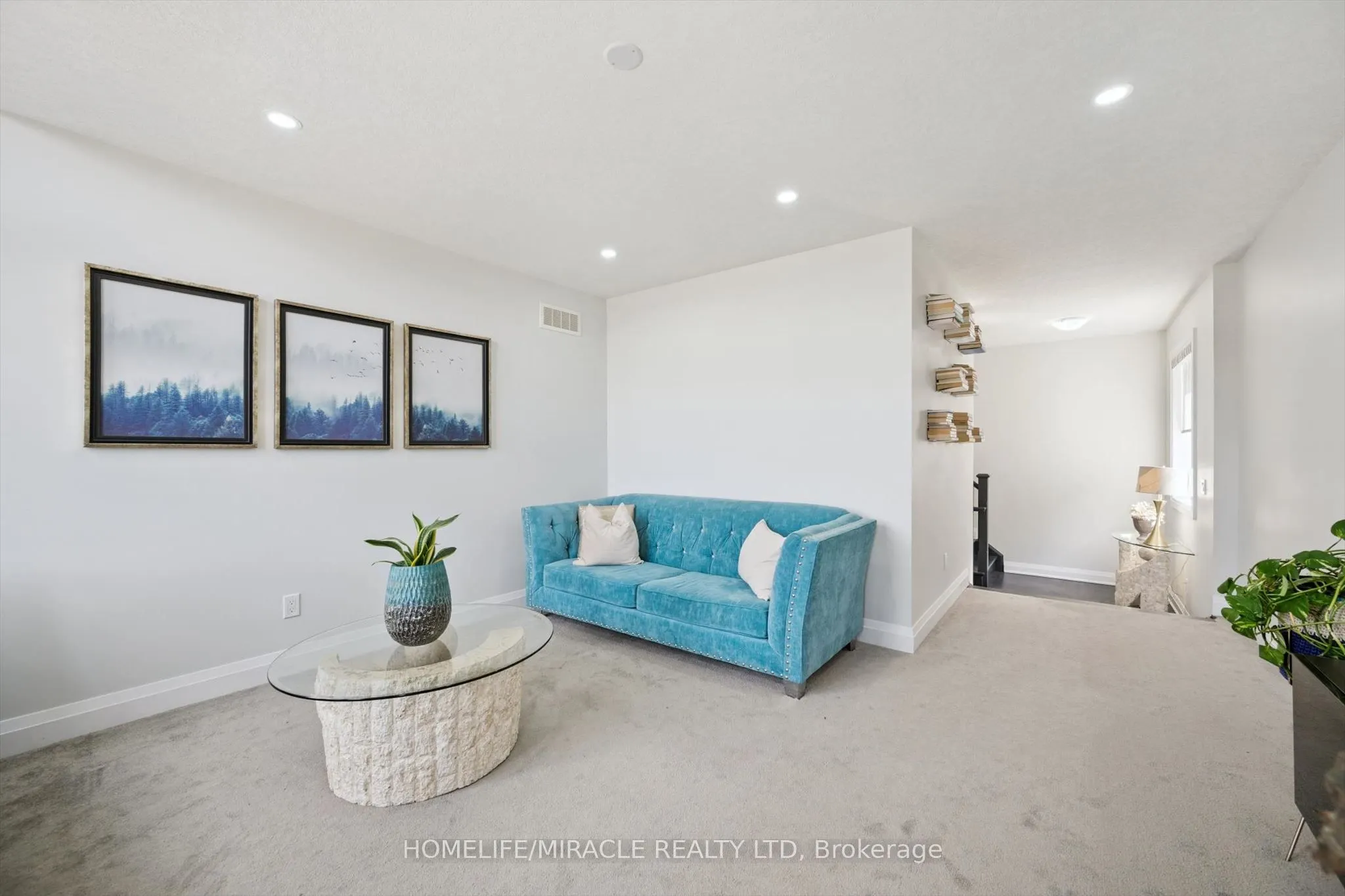 736 Wood Lily Street