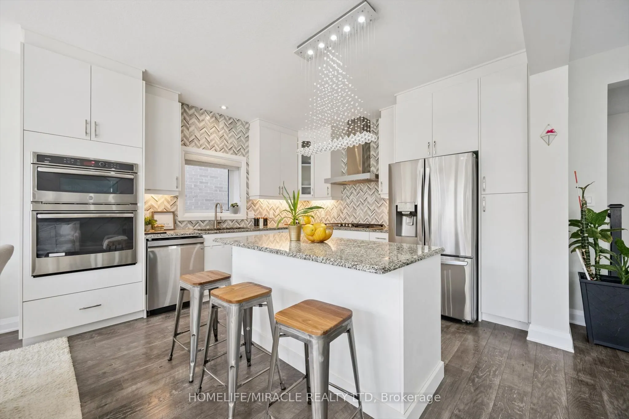 736 Wood Lily Street