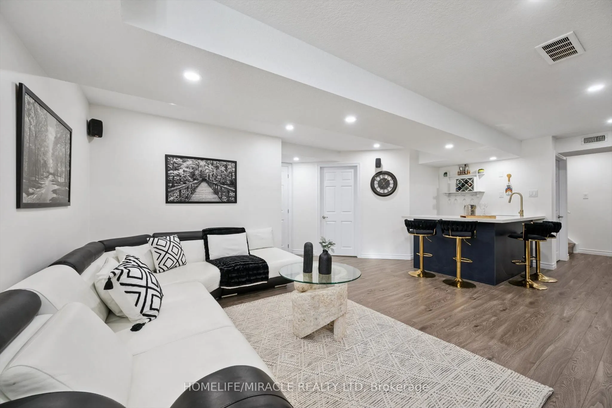 736 Wood Lily Street