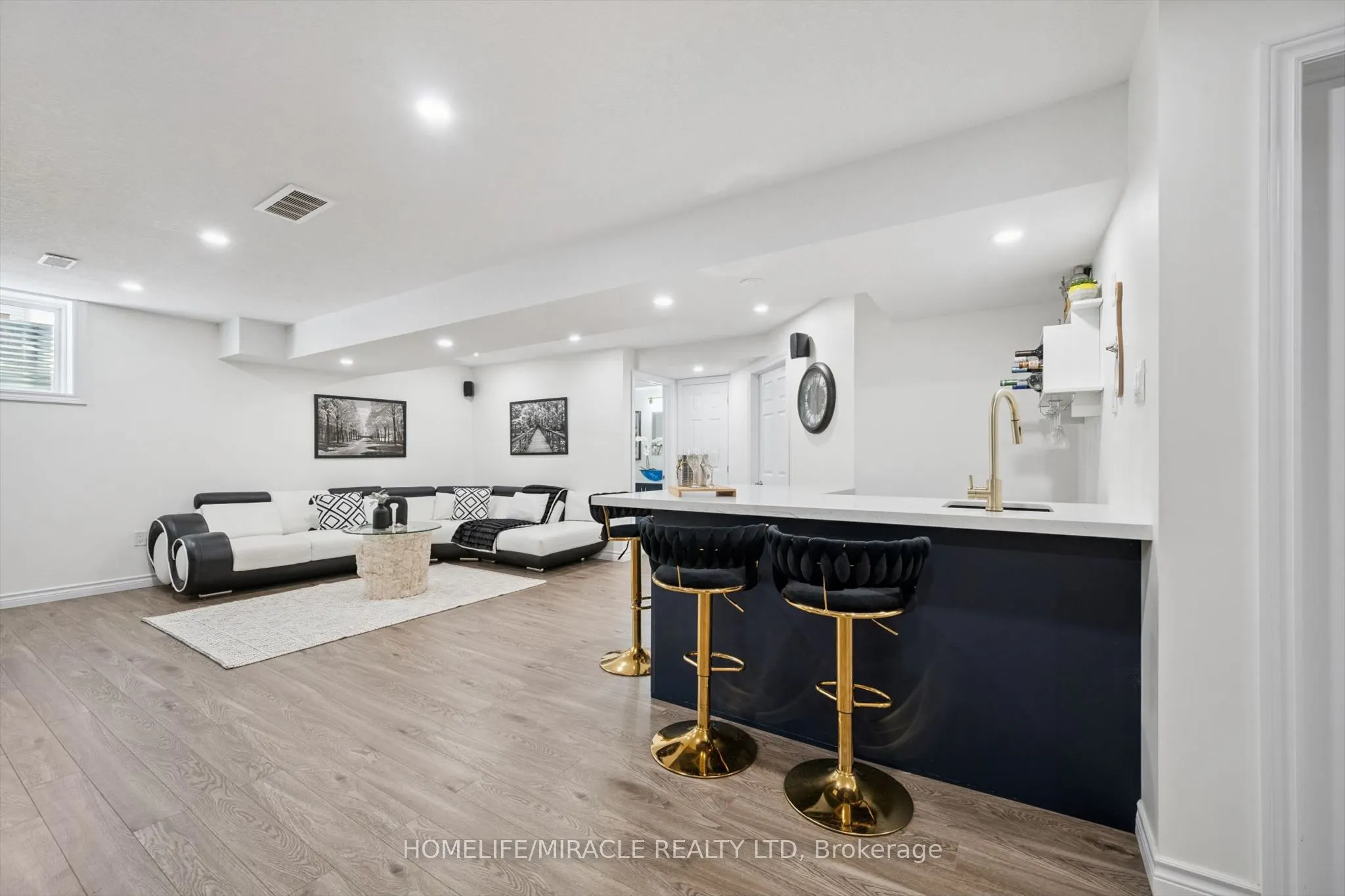 736 Wood Lily Street