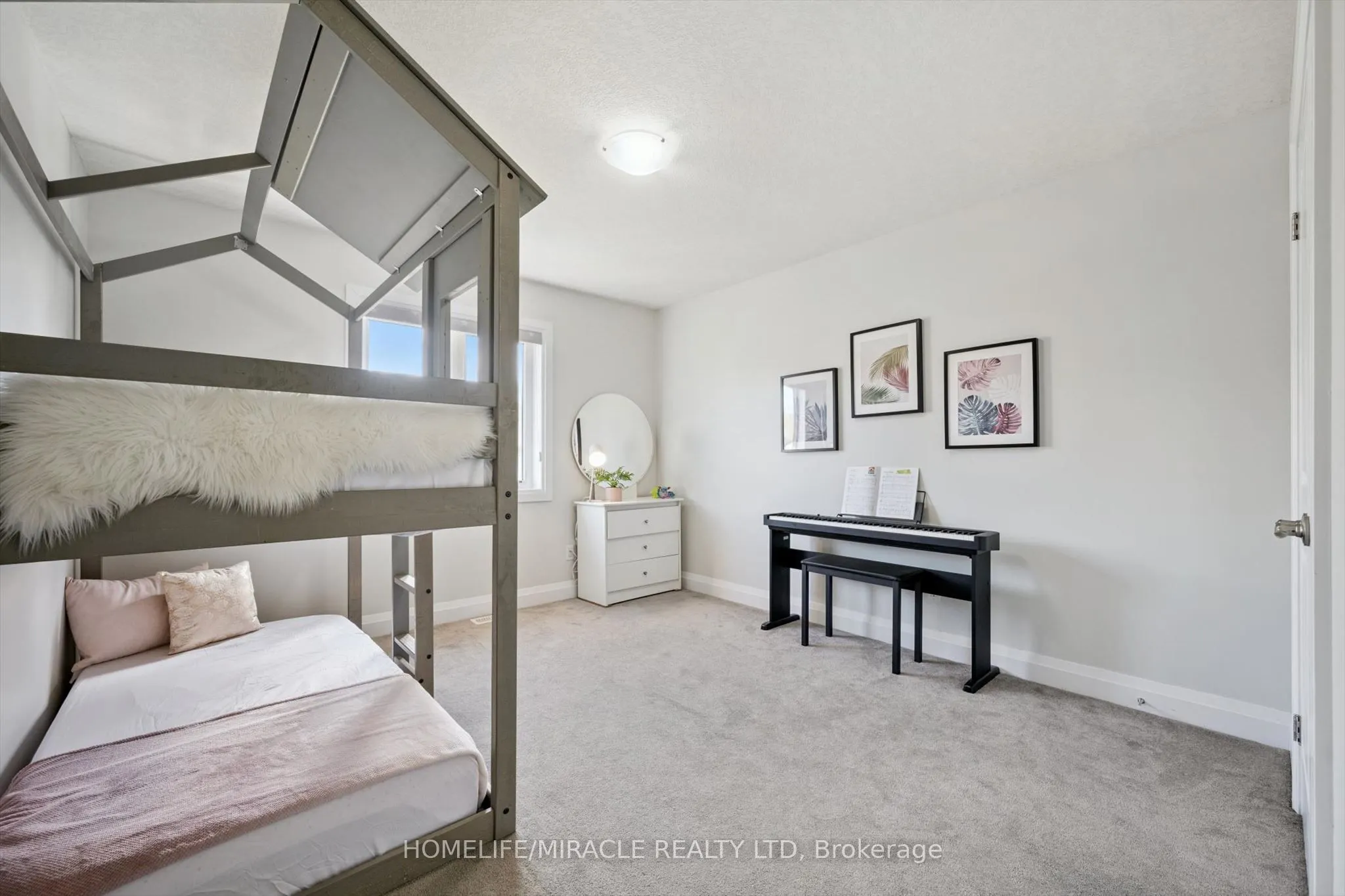 736 Wood Lily Street