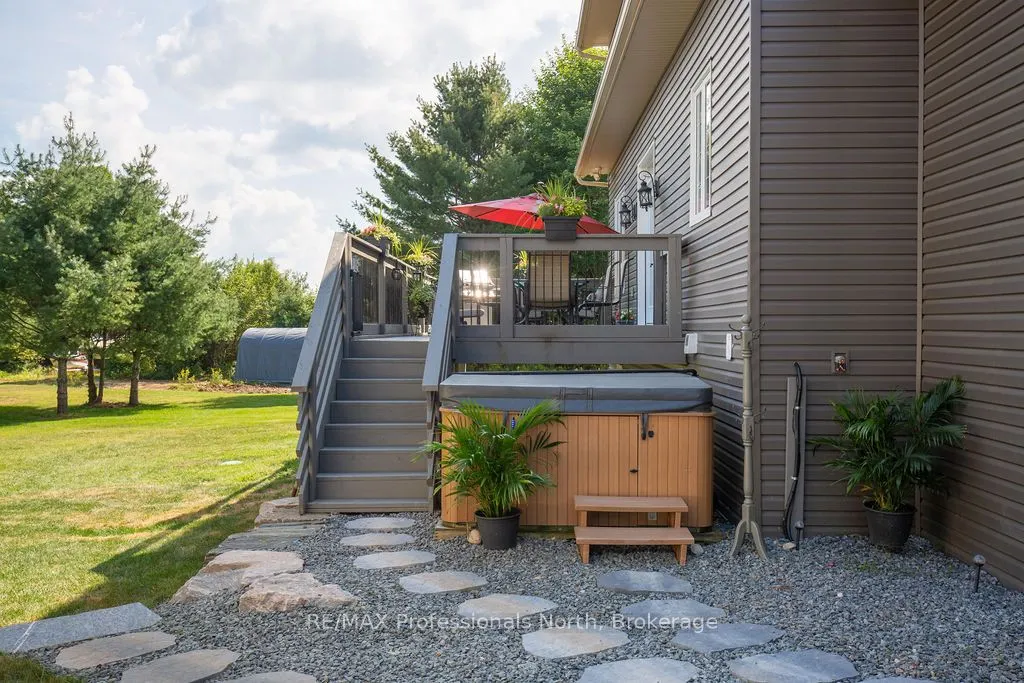 427 Skyhills Road