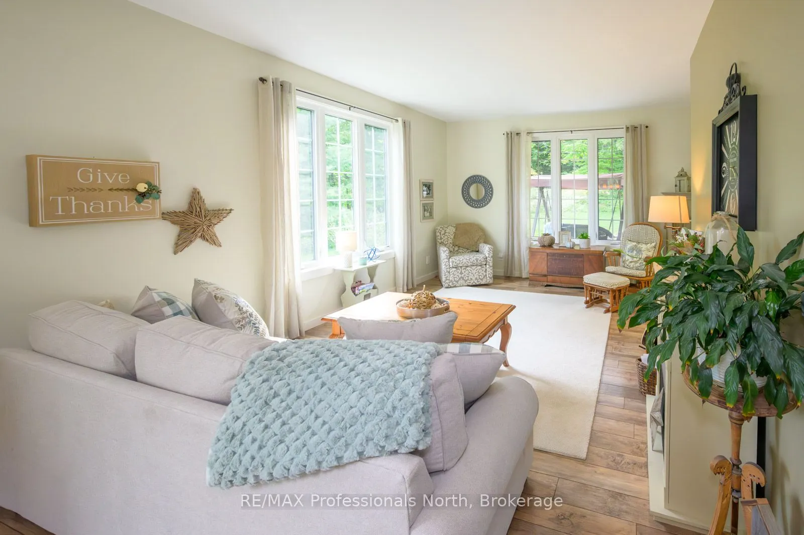 427 Skyhills Road