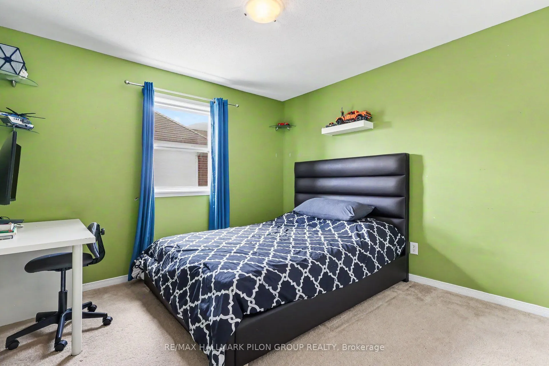 1046 Fieldfair Way