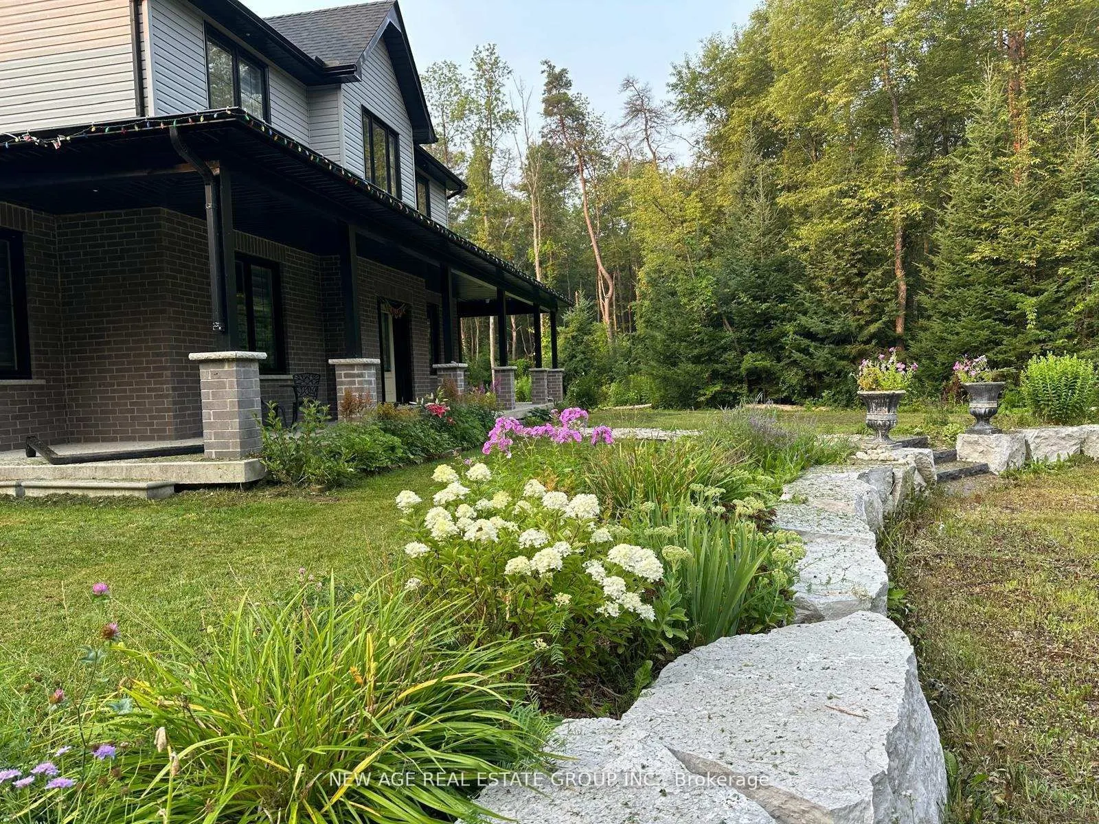 9031 Sideroad 17