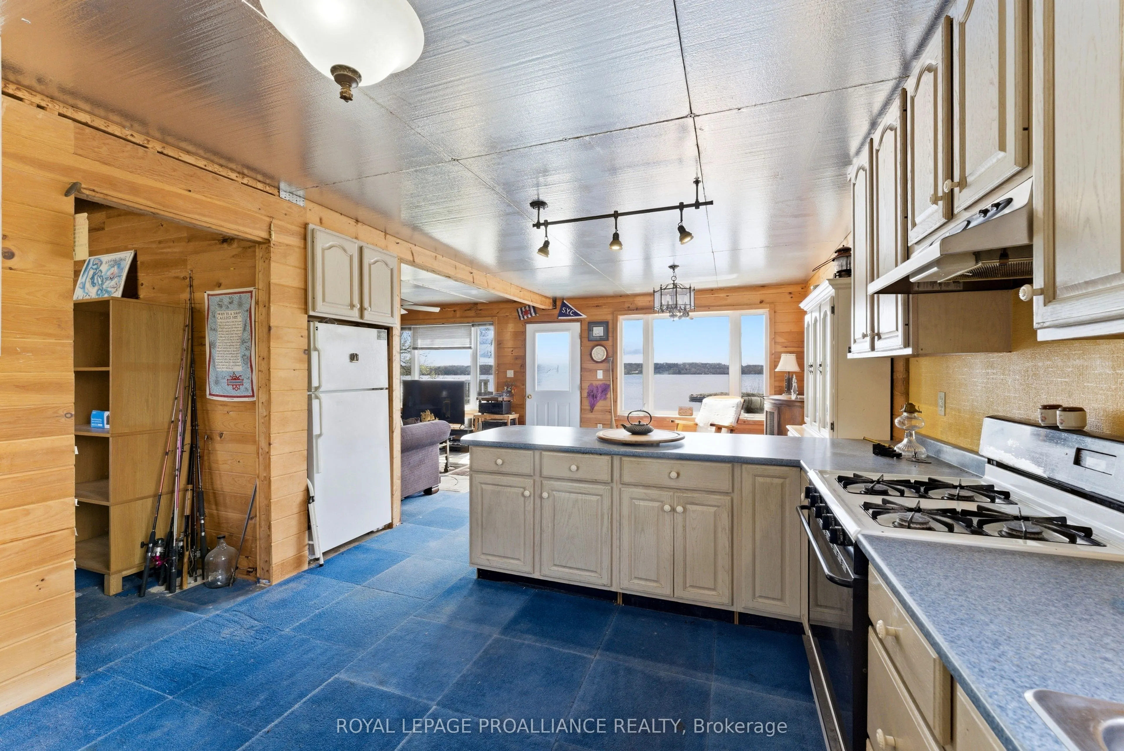 578B Old Highway 2