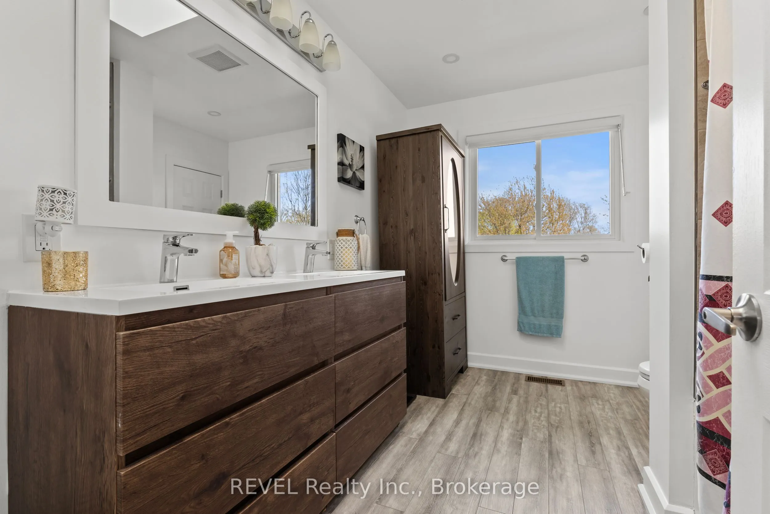 3290 SWITCH Road