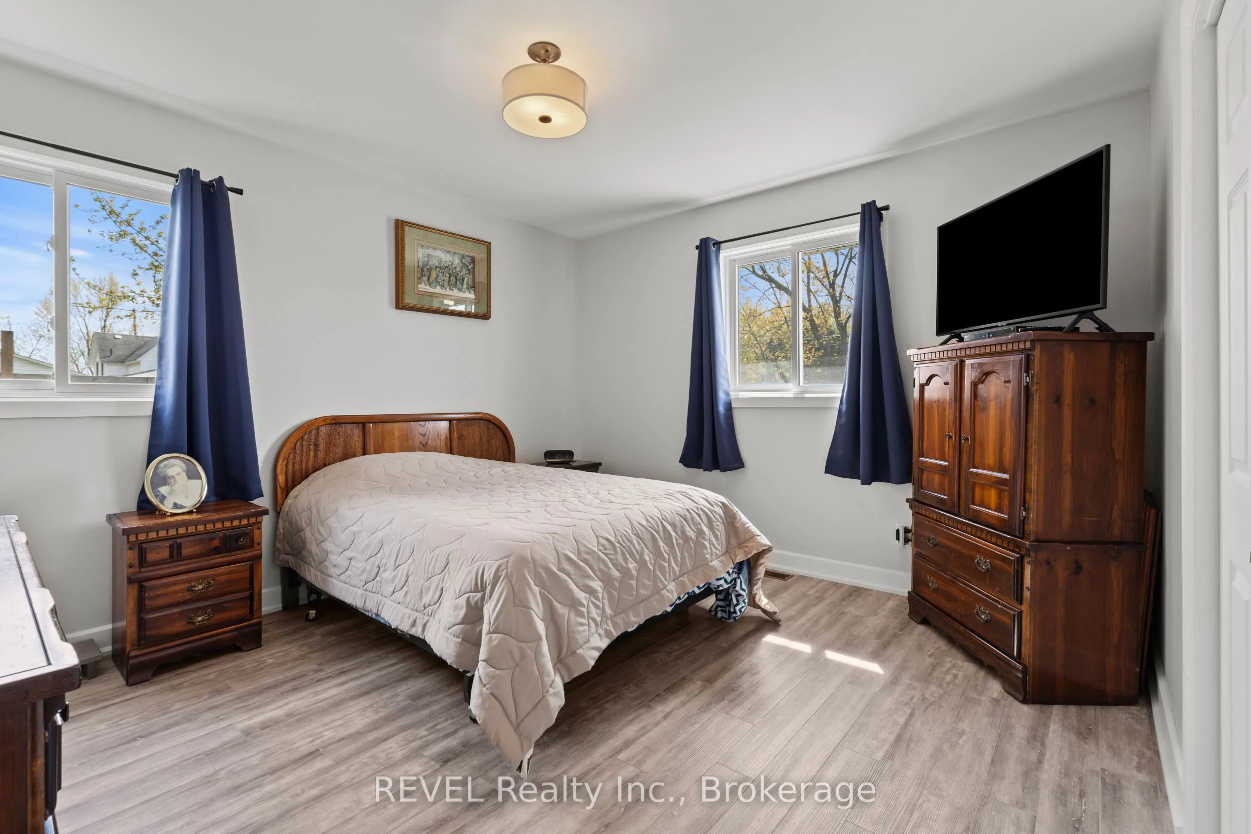 3290 SWITCH Road