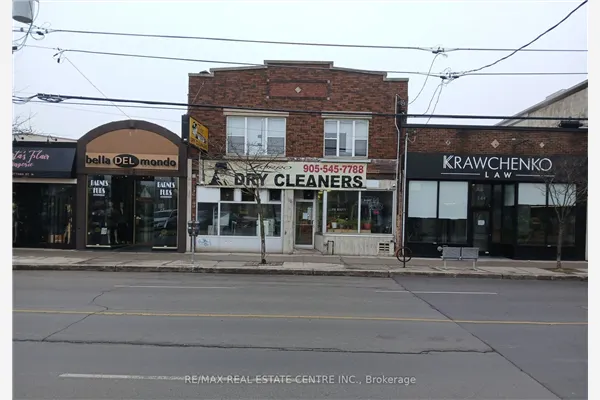 246-248 Ottawa Street N