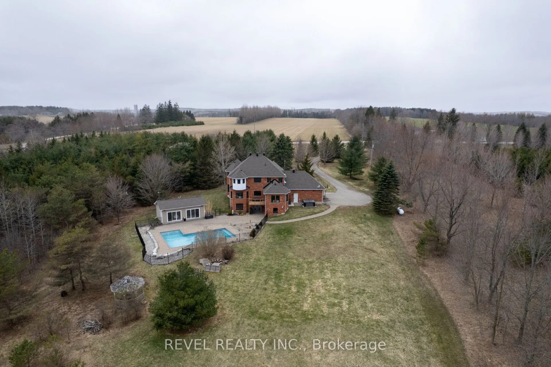 9343 Wellington 22 Road