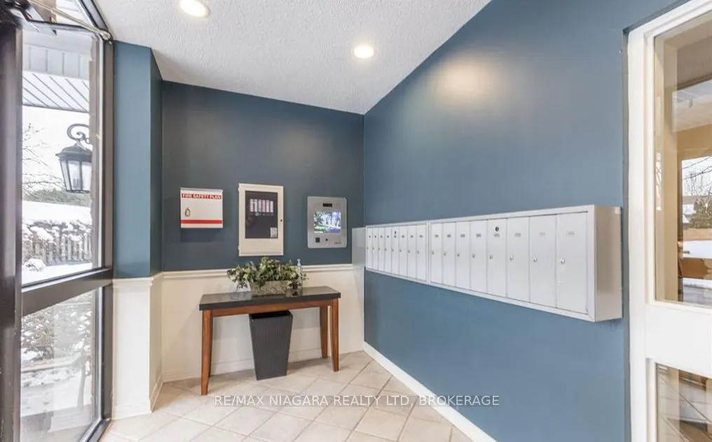 61 Paffard Street #403