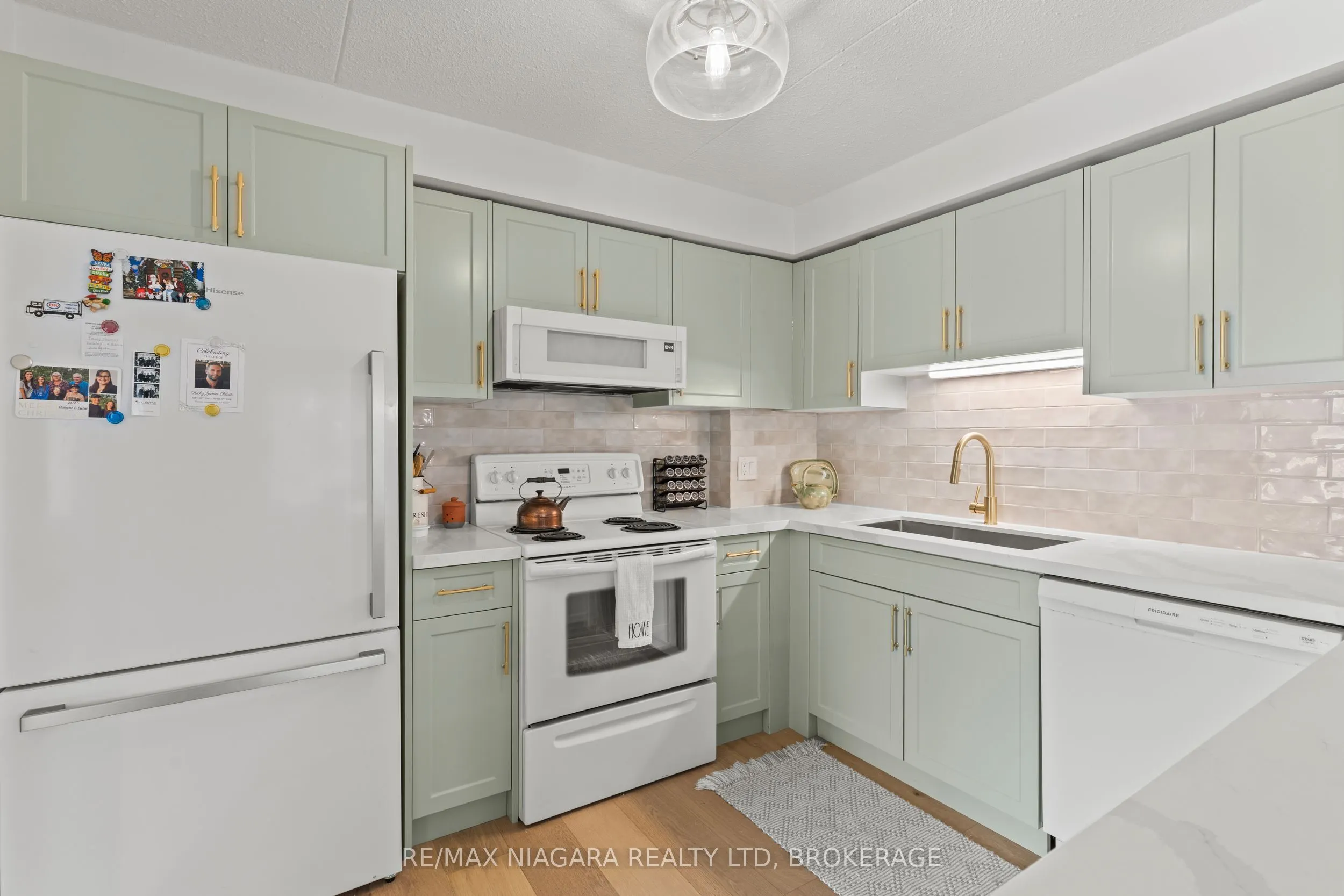 61 Paffard Street #403