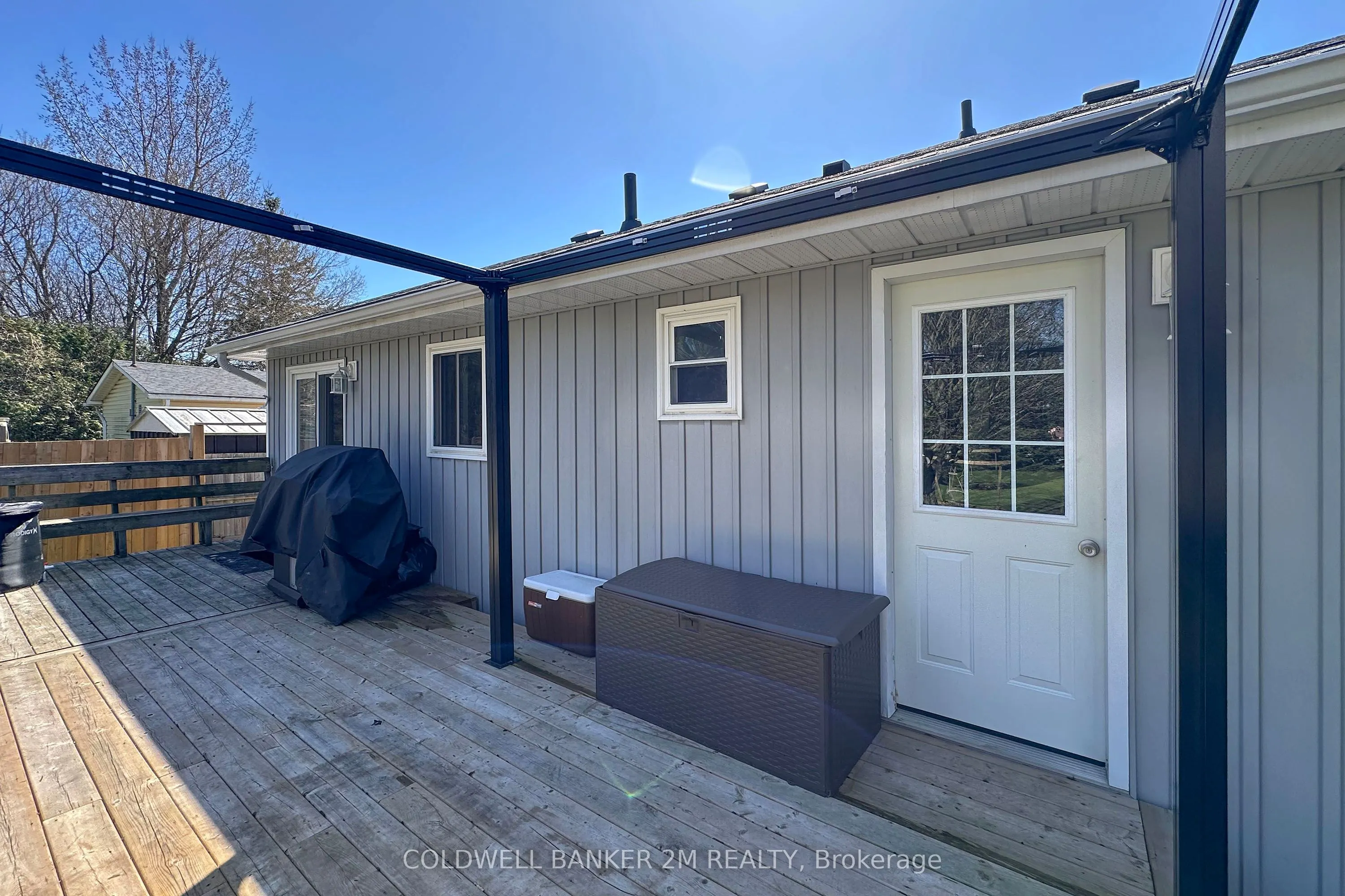 812 Burnham Street