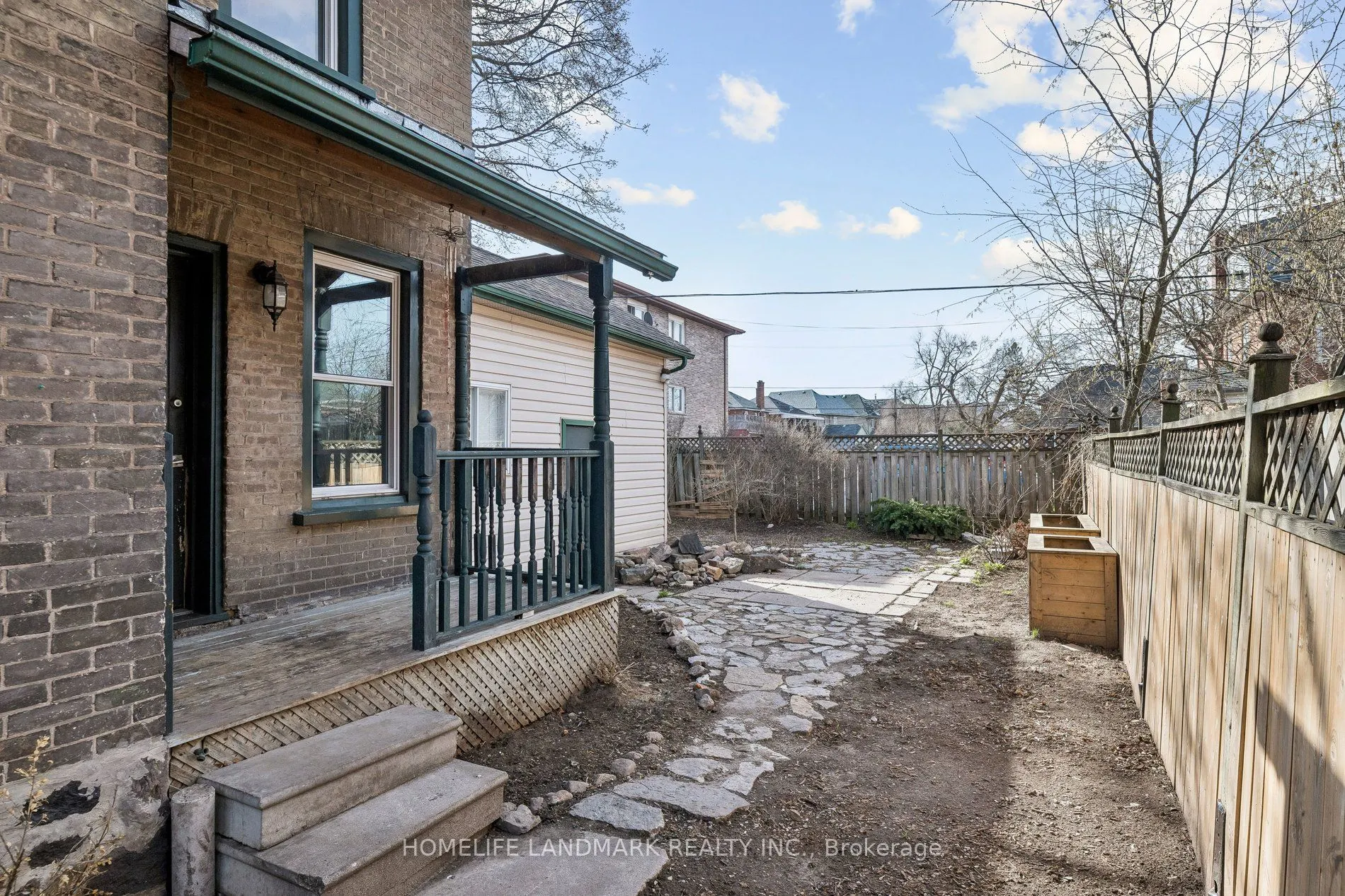 457 Bolivar Street