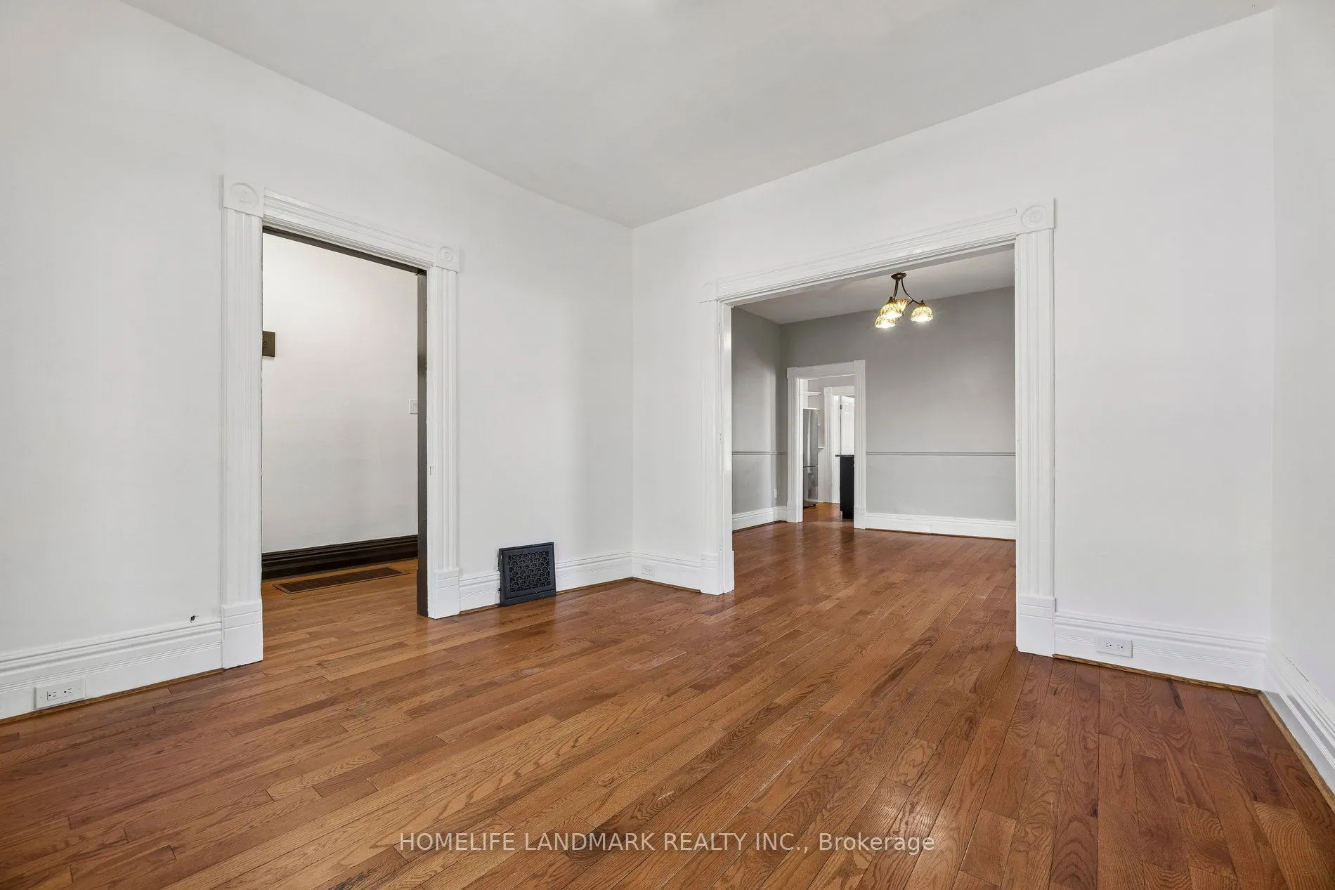 457 Bolivar Street