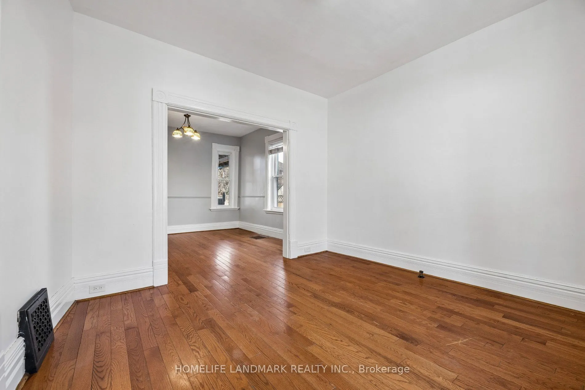 457 Bolivar Street