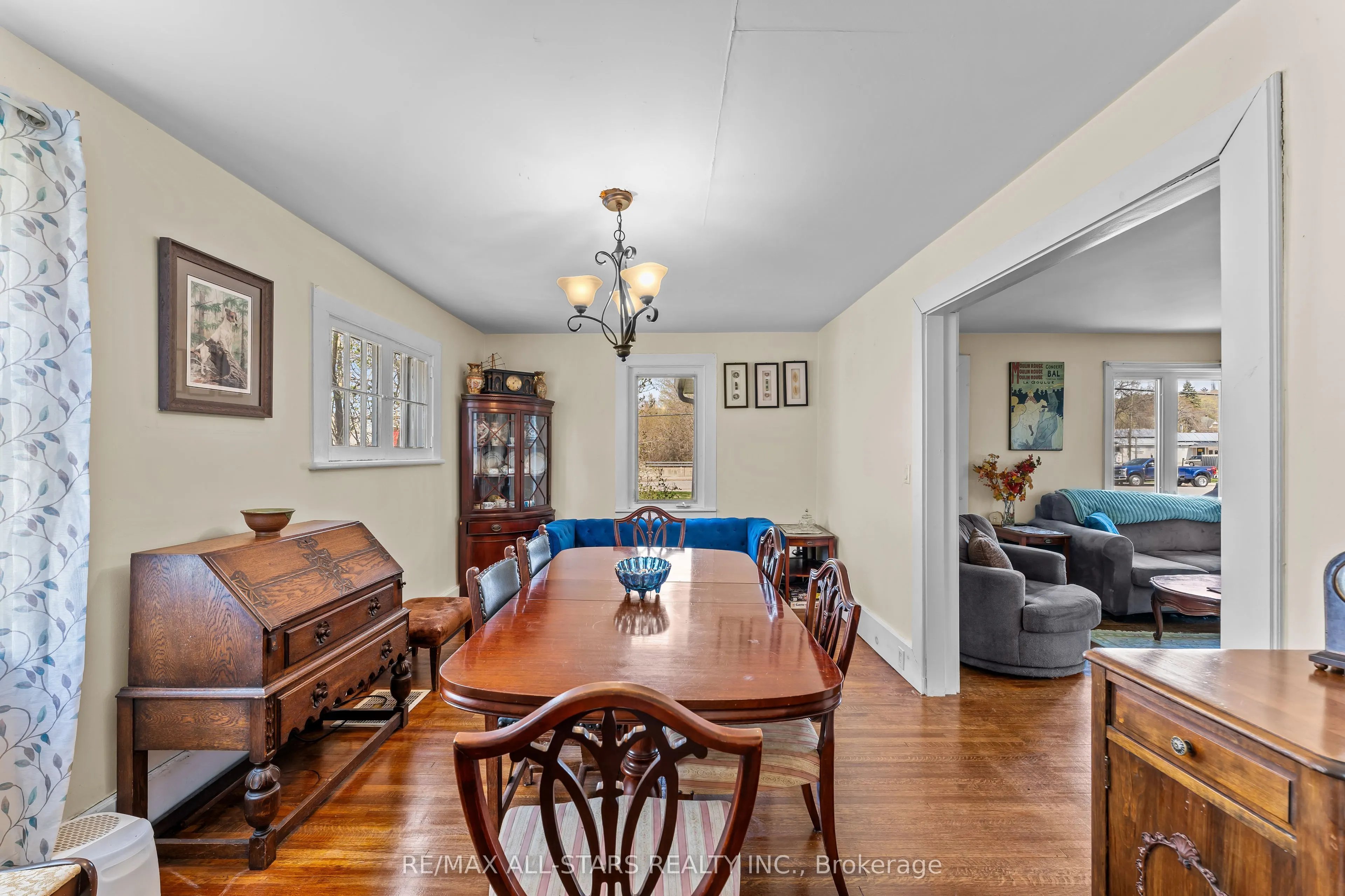39 Francis Street W