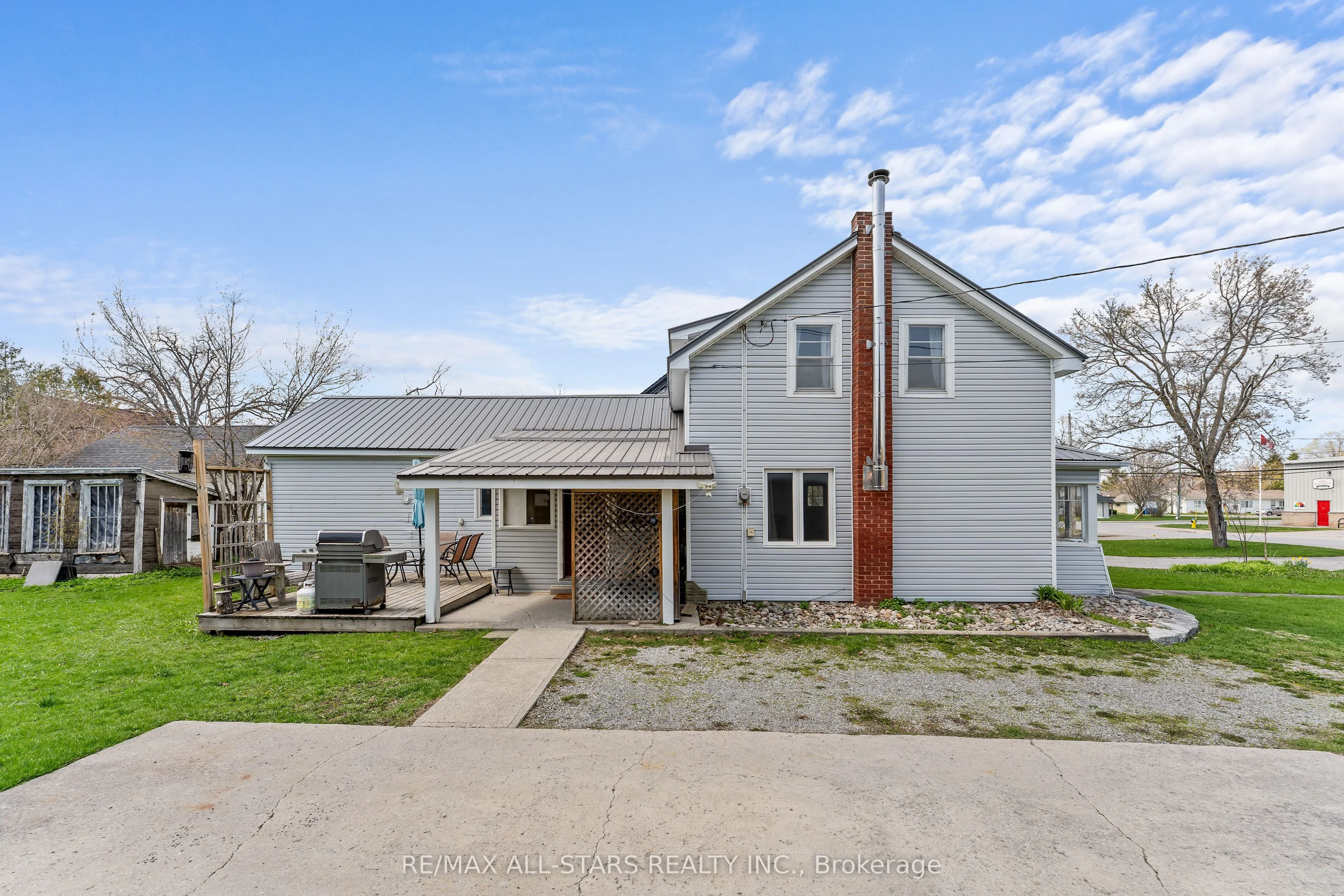 39 Francis Street W