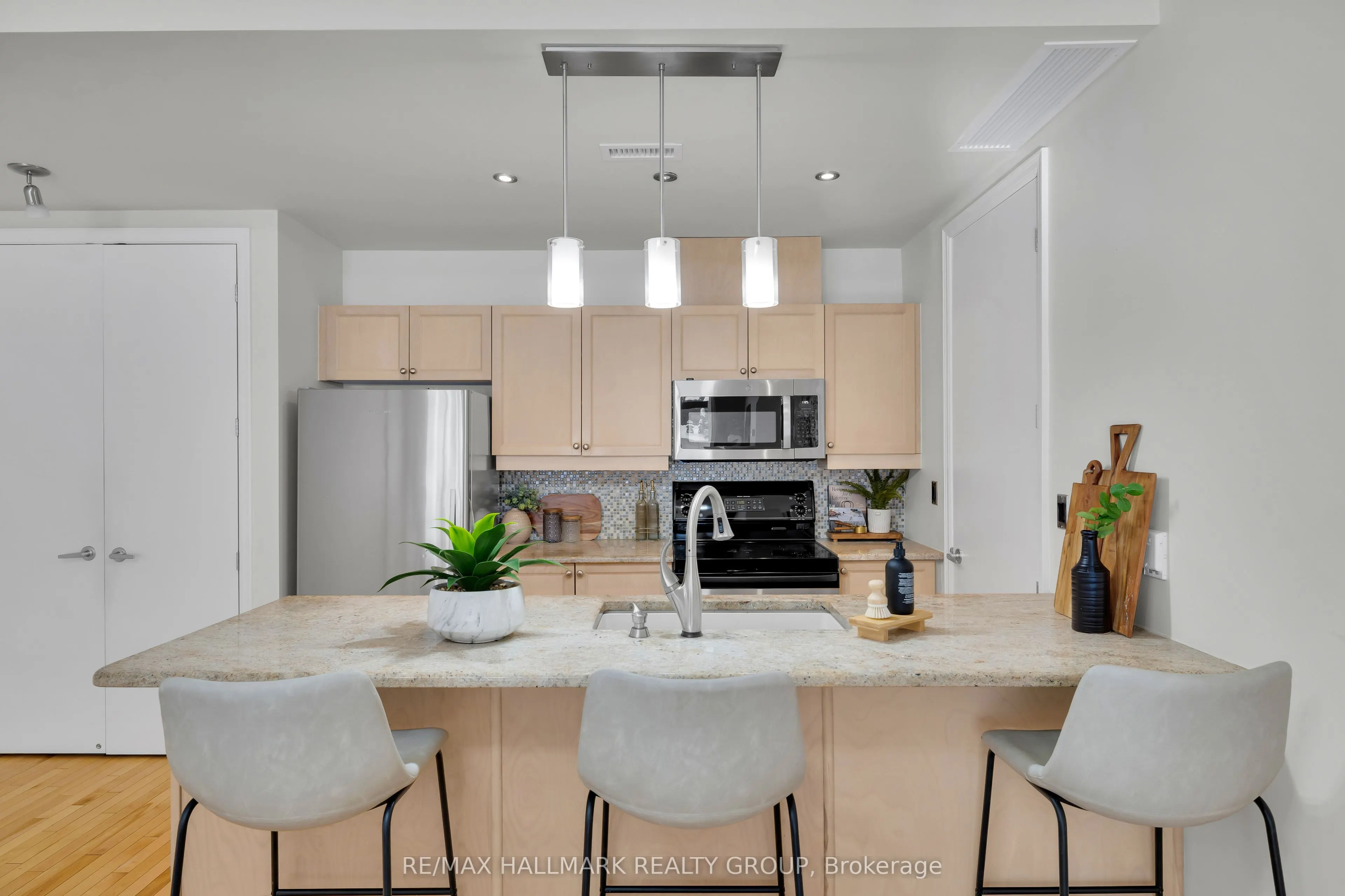 260 Besserer Street #203