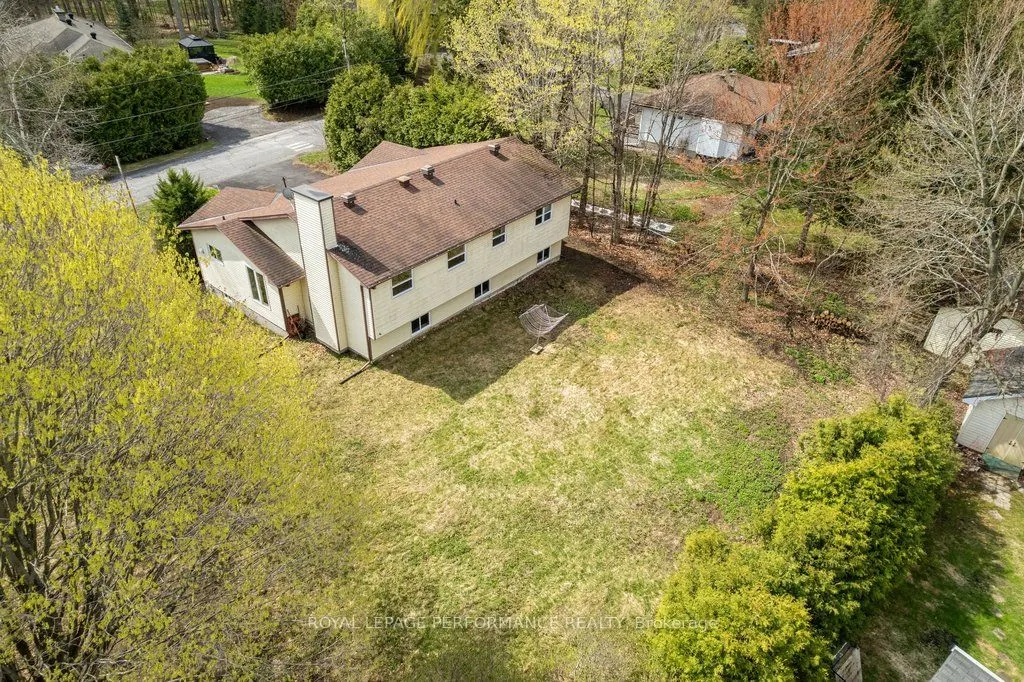 5529 Woodeden Drive