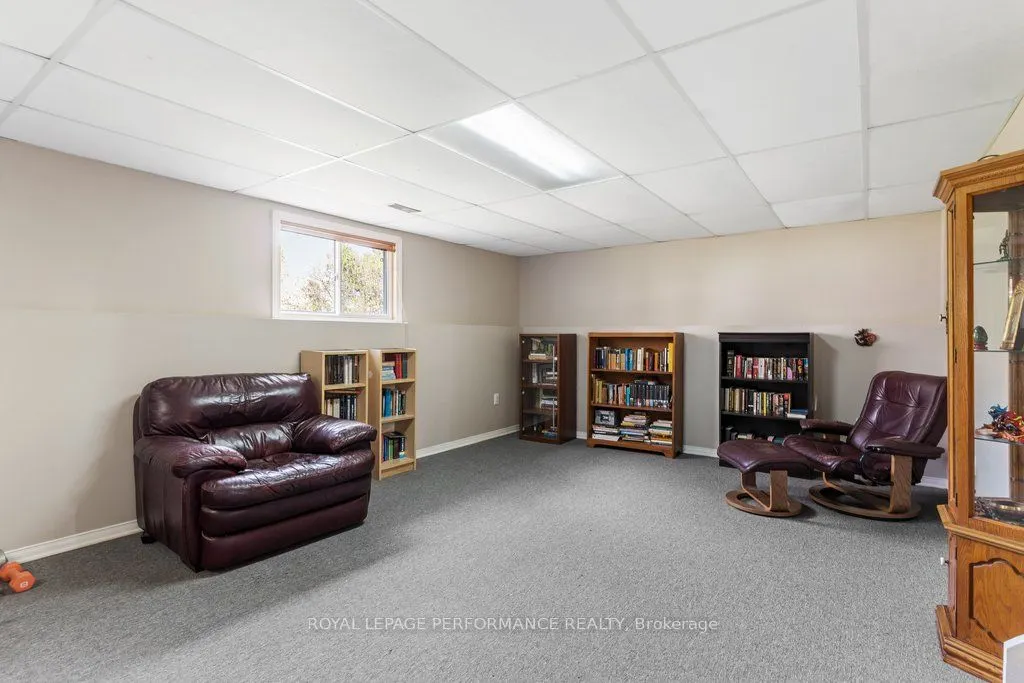 5529 Woodeden Drive