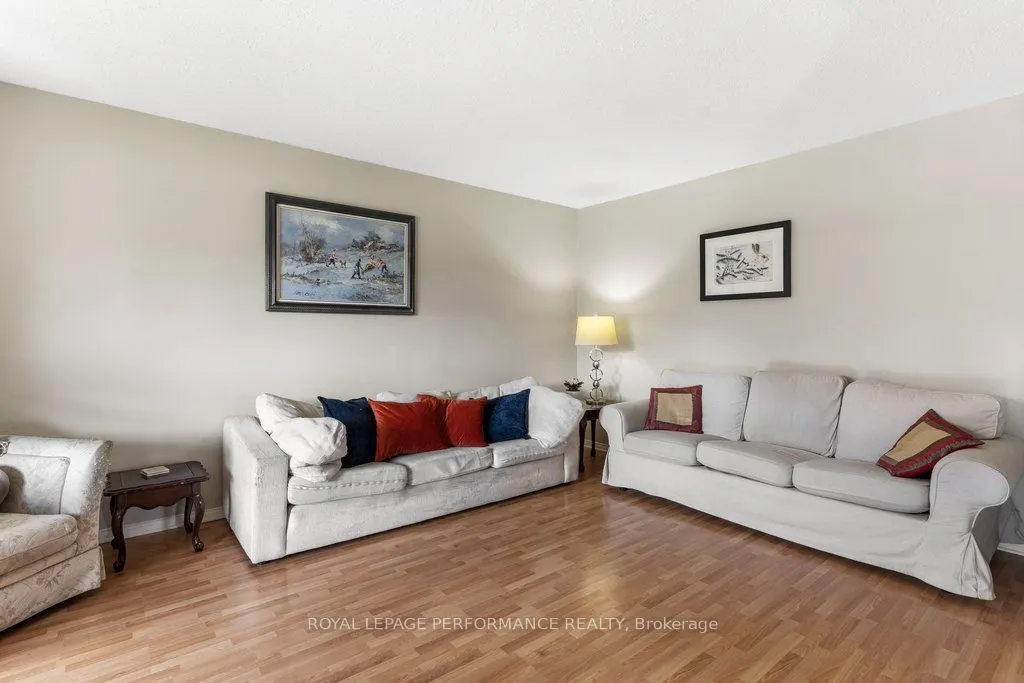 5529 Woodeden Drive