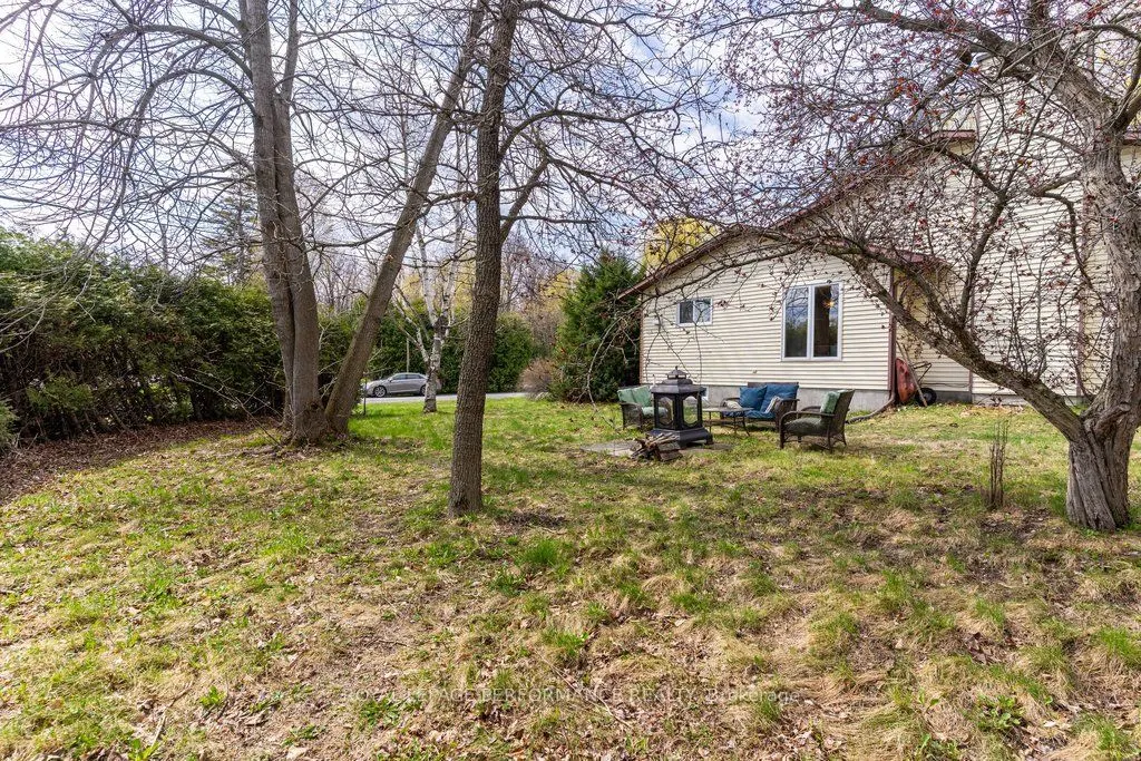 5529 Woodeden Drive