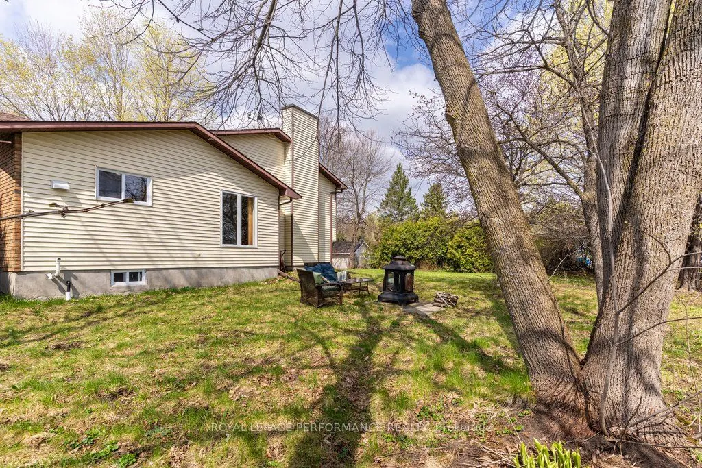 5529 Woodeden Drive