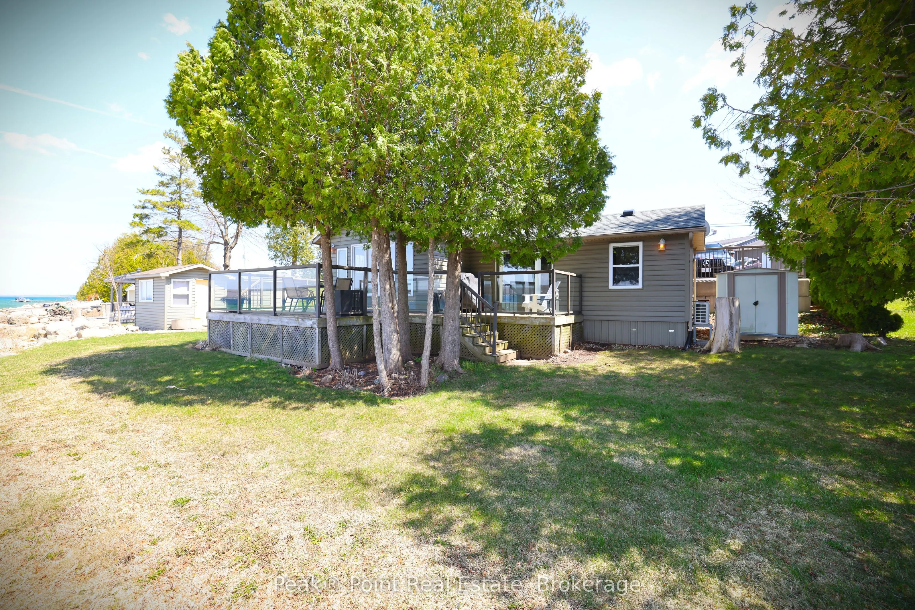502233 Grey 1 Road
